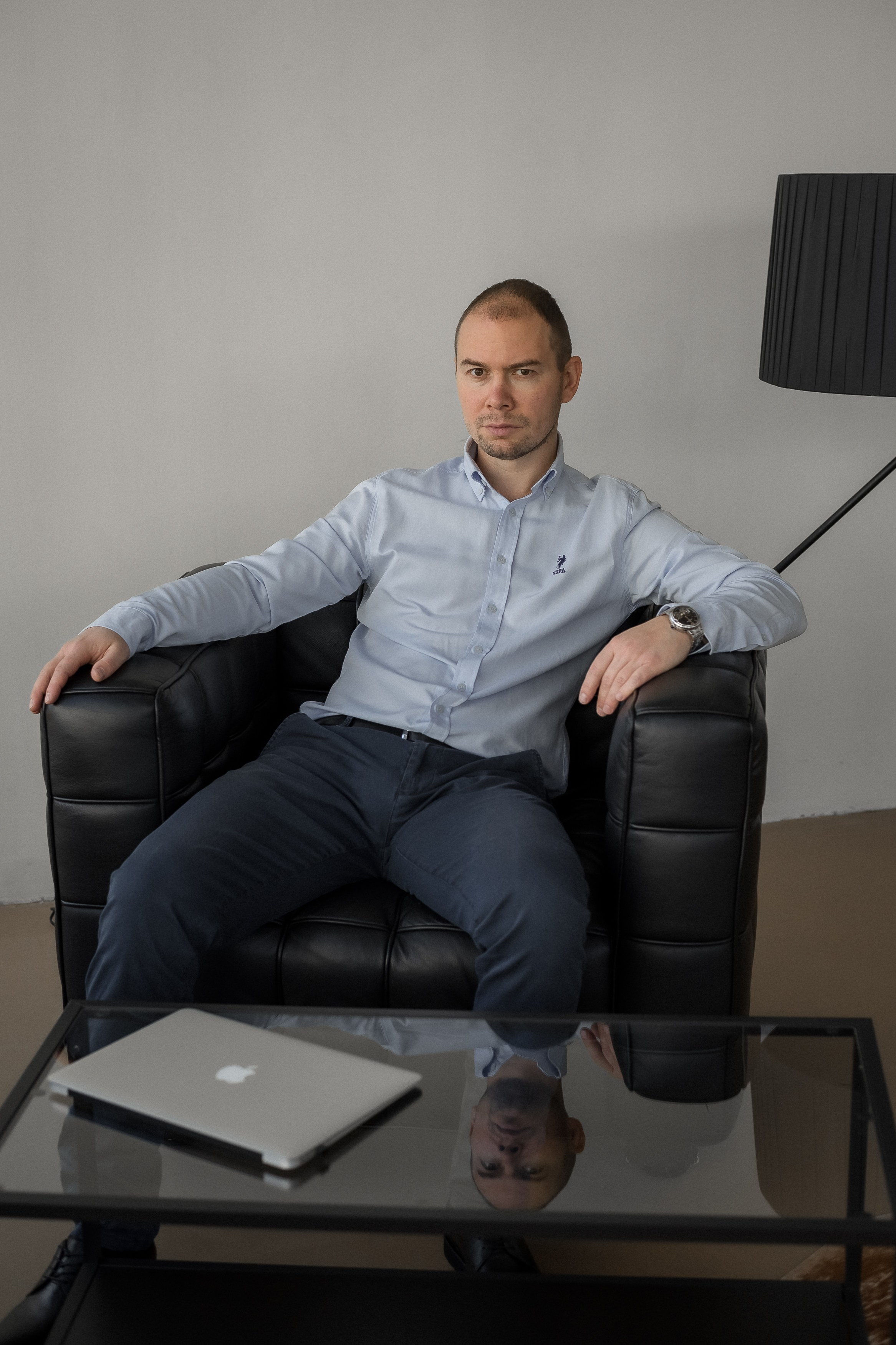 Бизнес портрет для руководителя. КОНТЕНТ |БРЕНД фотограф Санкт-Петербург — Жанна Олтаржевская