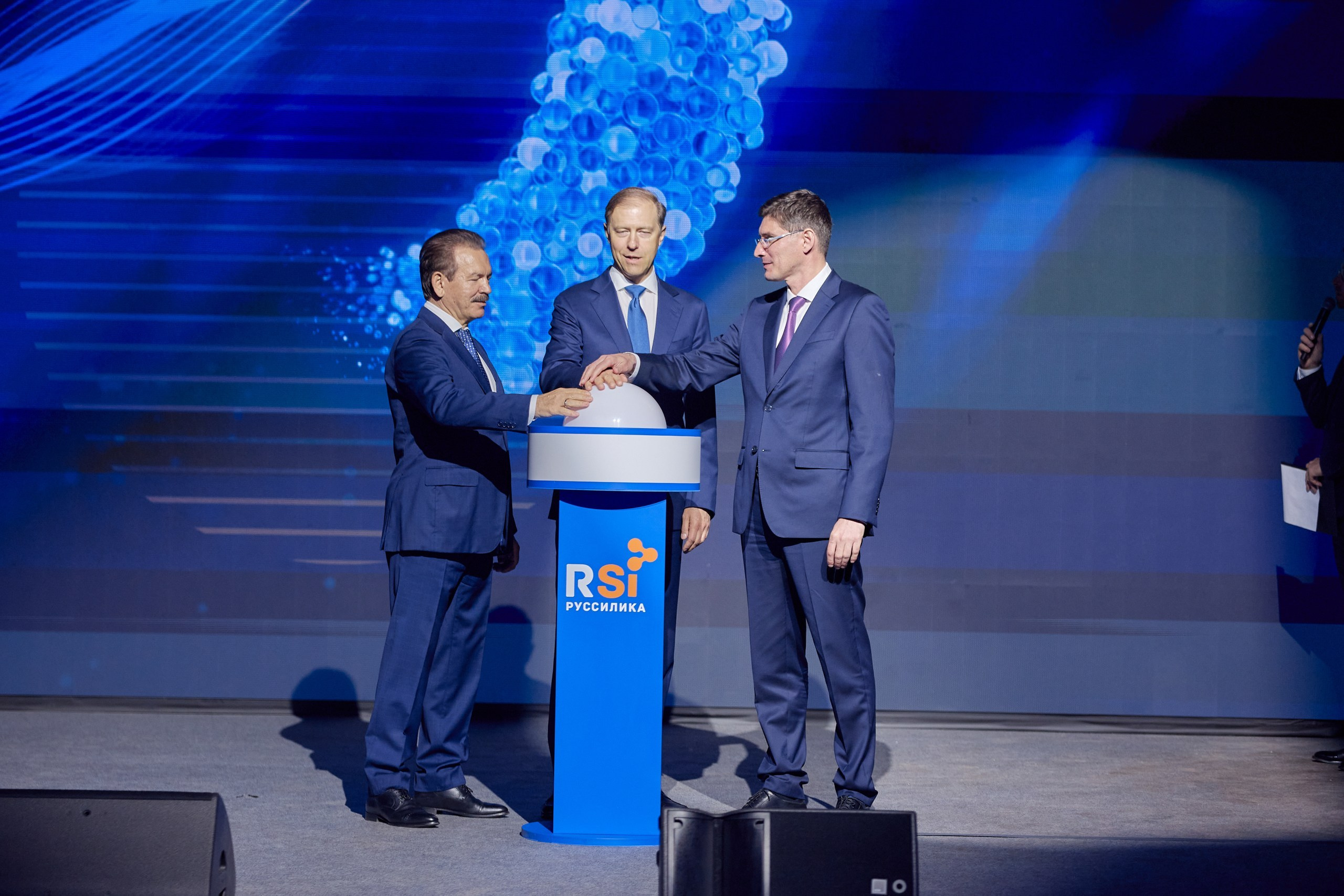 Руссилика. Открытие завода. Антон Артюшин, портретный фотограф. Москва