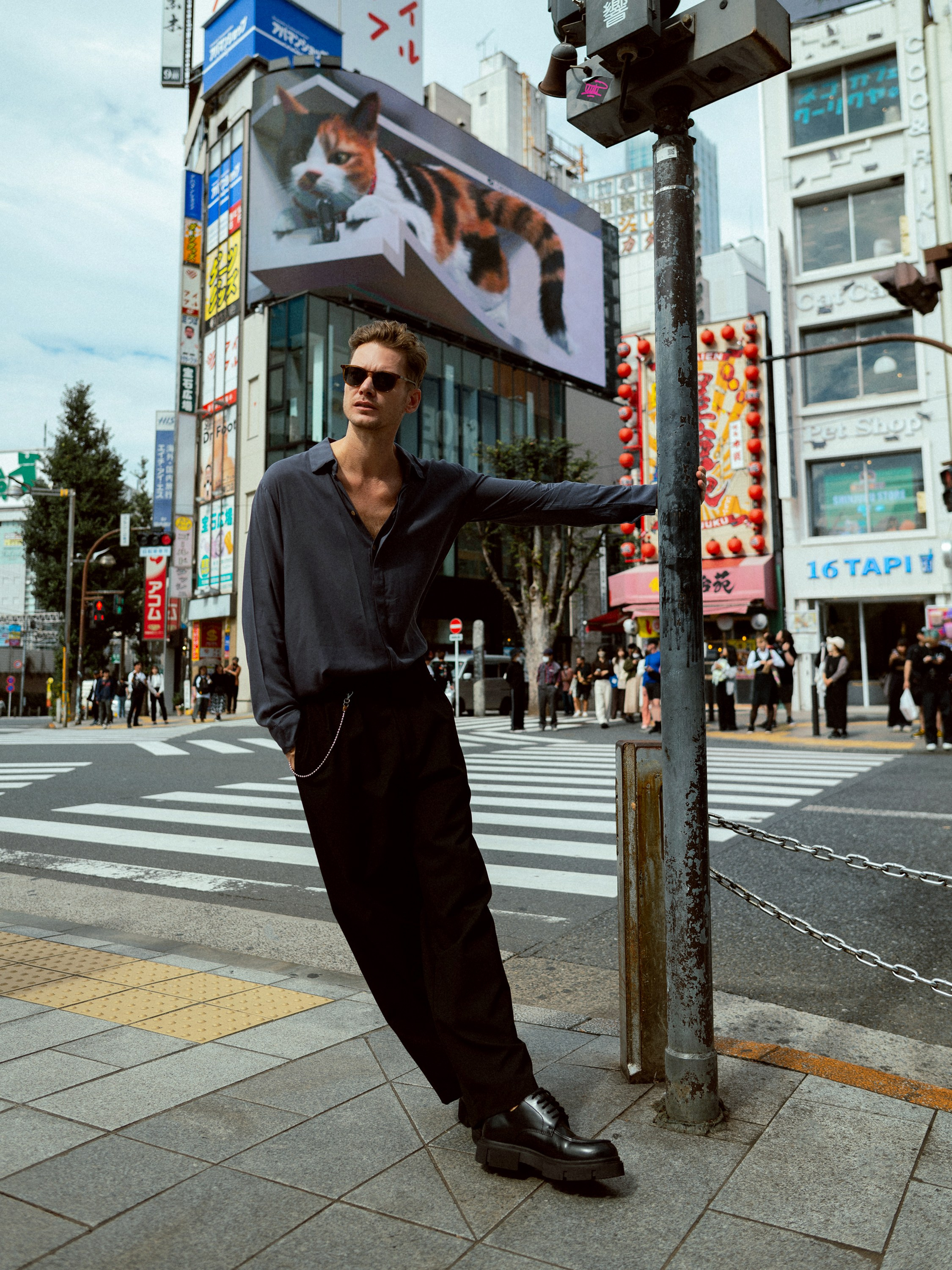 Photographer in Tokyo Anatolii Ozarto