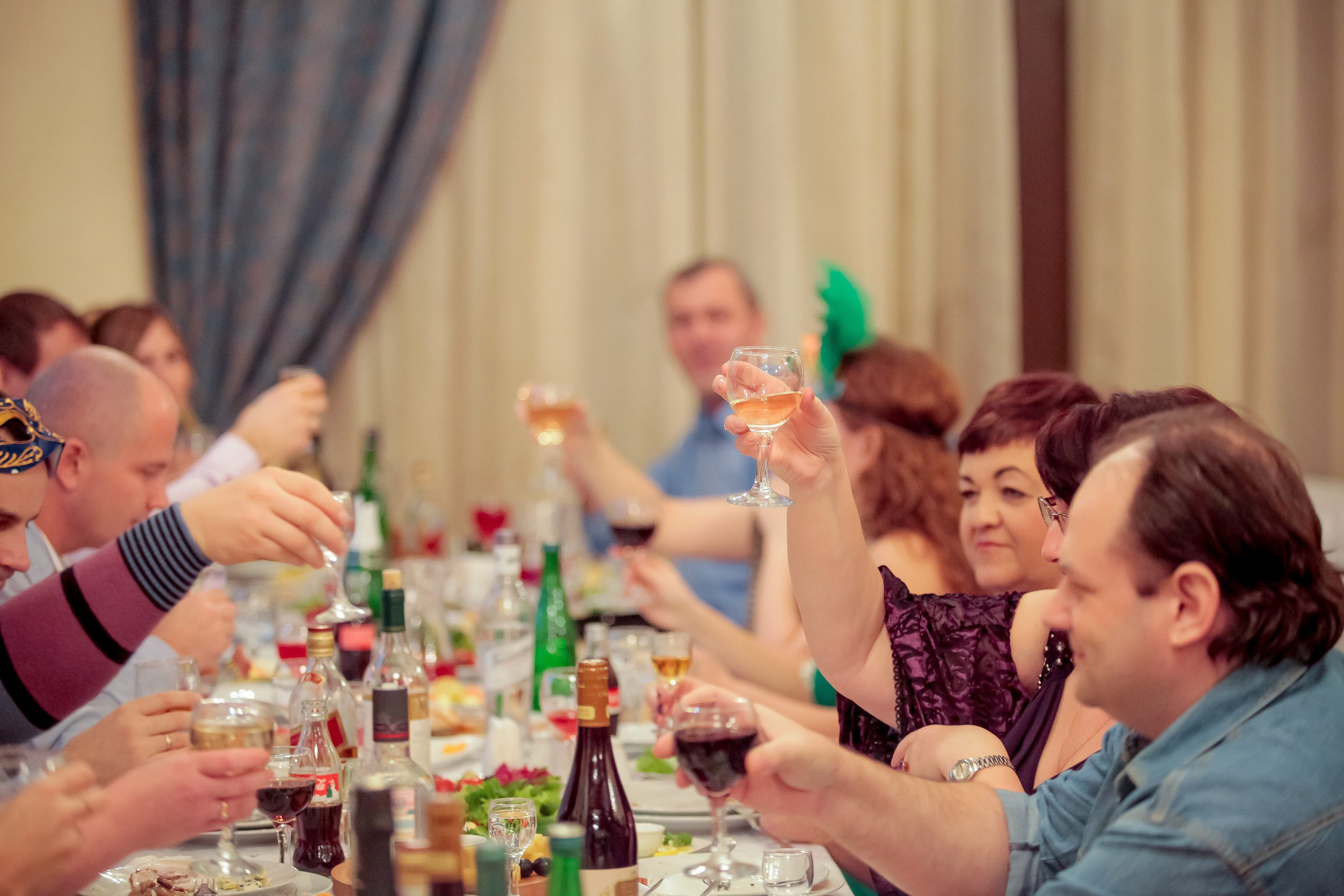 Корпоратив. Max Matvich and Victoria Basova are professionals in their field