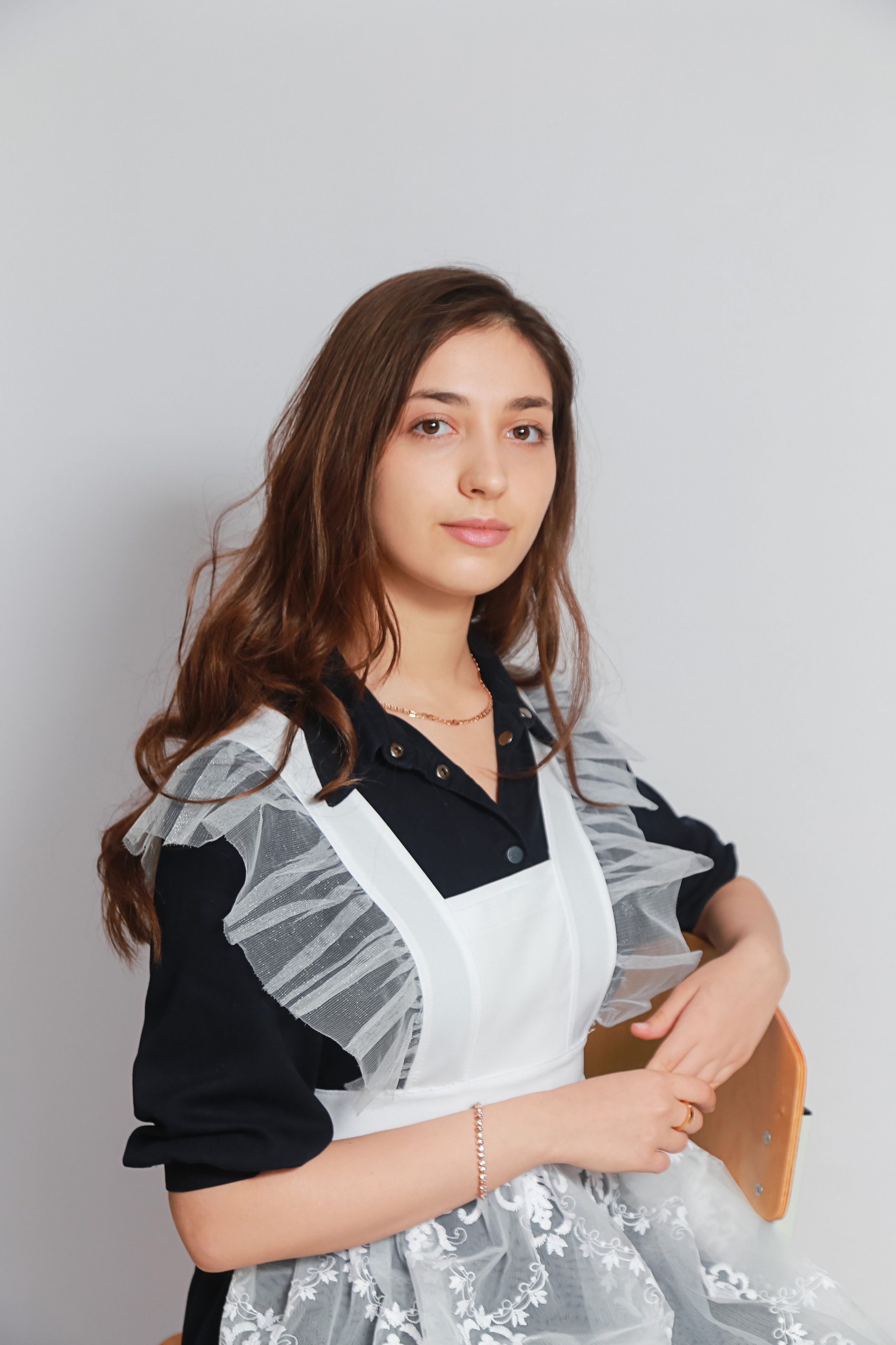 Выпускные съемки «Школа. Портреты». «ФотоЛерия» ФОТОГРАФ ВЫПУСКНЫЕ АЛЬБОМЫ