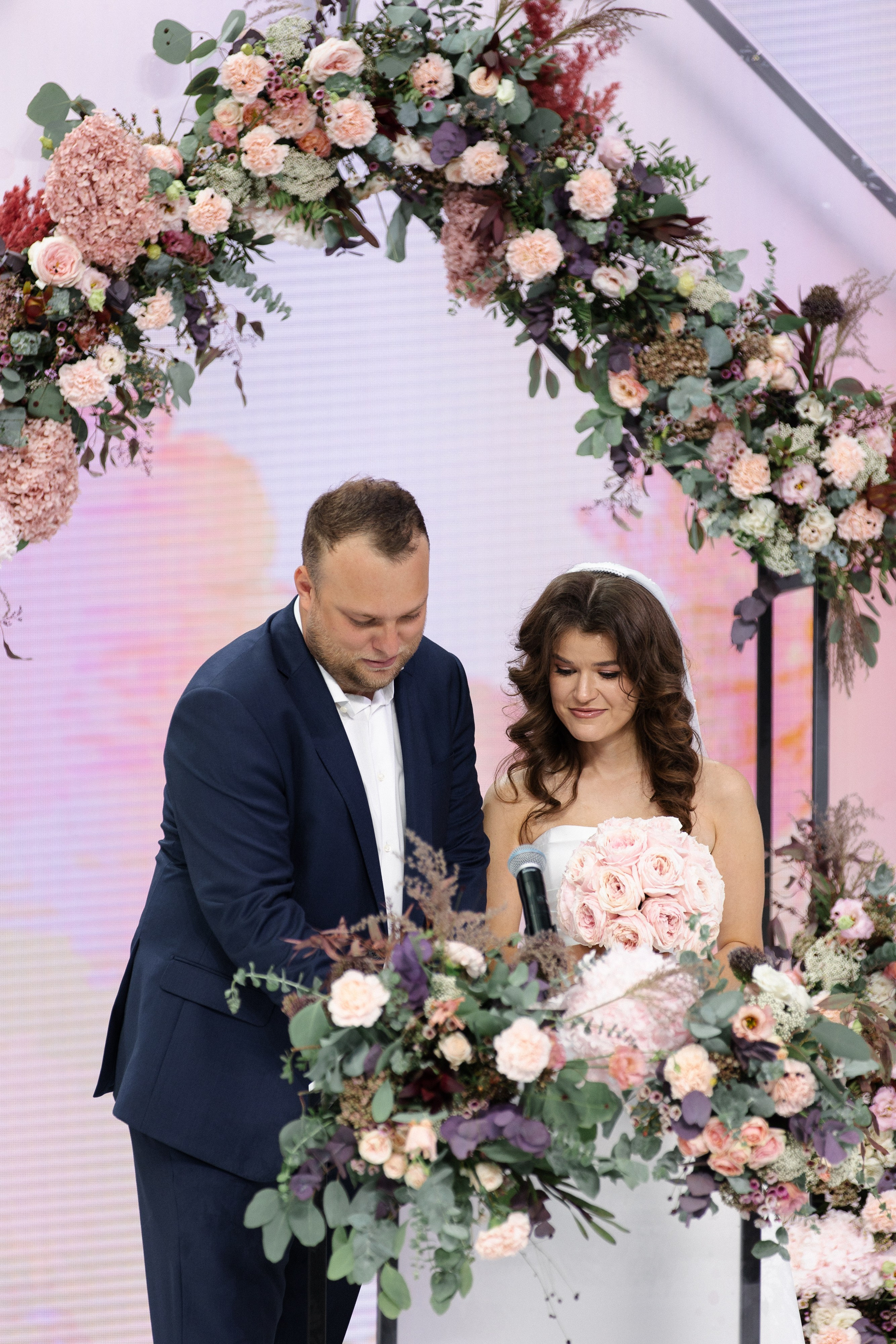 Регистрация в Гостином дворе, ужин в ресторане Библиотека в Переделкино. Свадебный фотограф в Москве Мария Крош