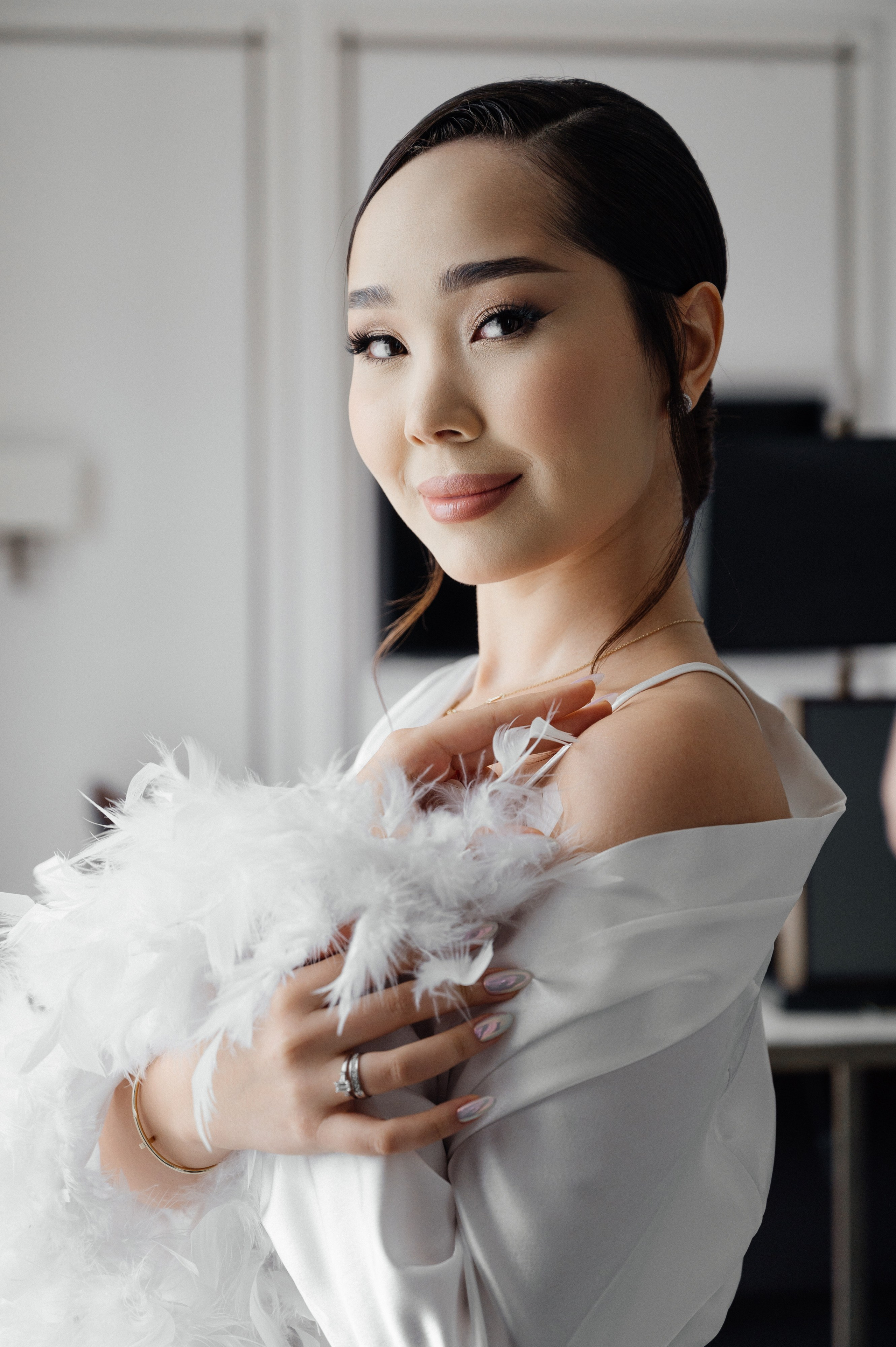 ANEL QYZ UZATU. HOME