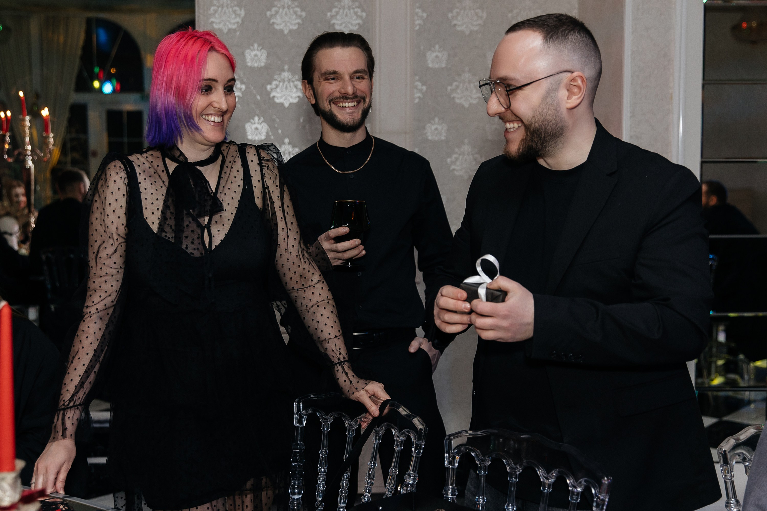 Камерный день рождения в ресторане «Bellagio». Свадебный и семейный фотограф Виолетта Сидельникова. Краснодар, Россия, Беларусь, Европа