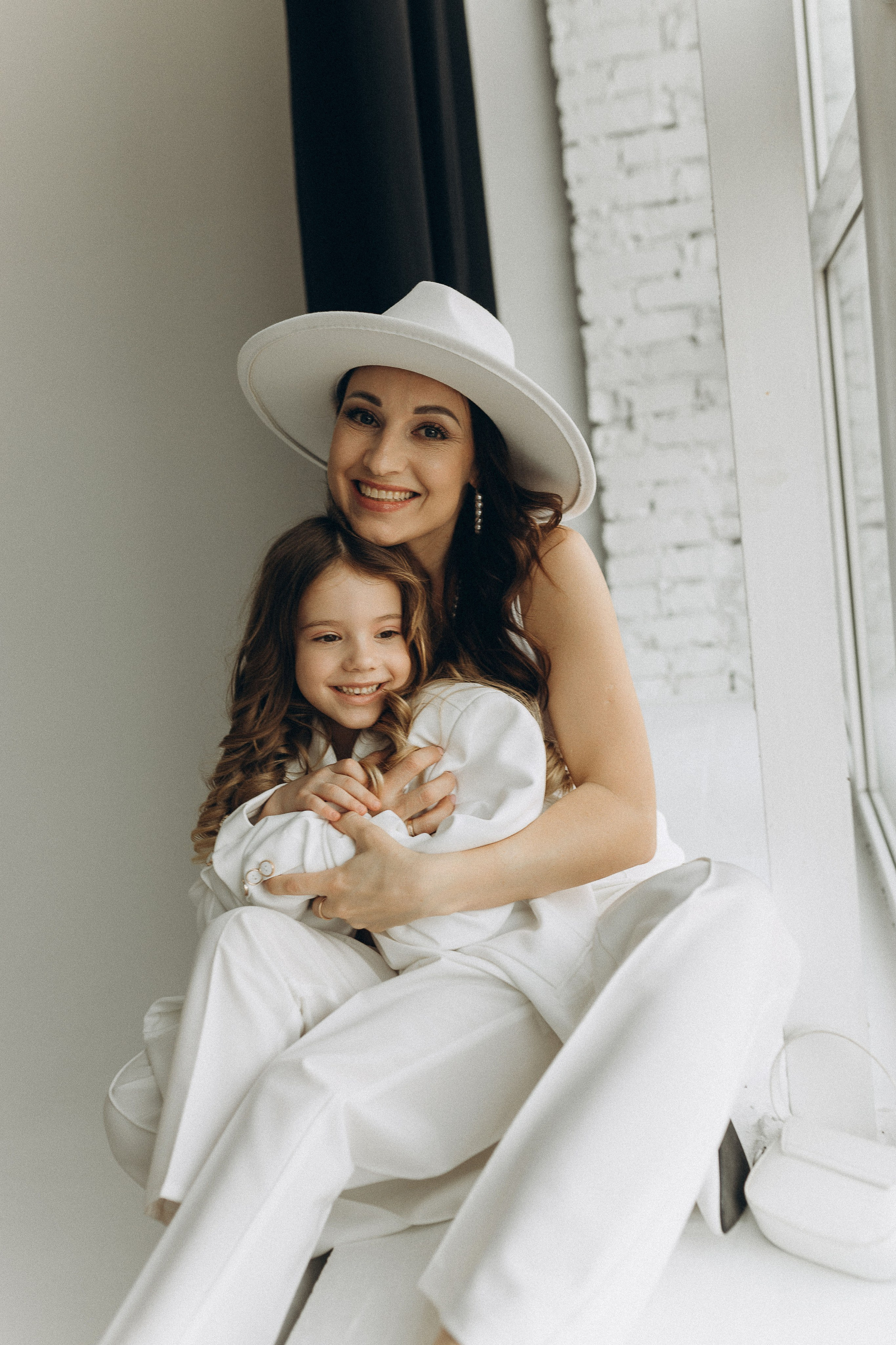 Мама с дочкой. Семейный и детский фотограф в городе Подолск МО Крылова Ирина