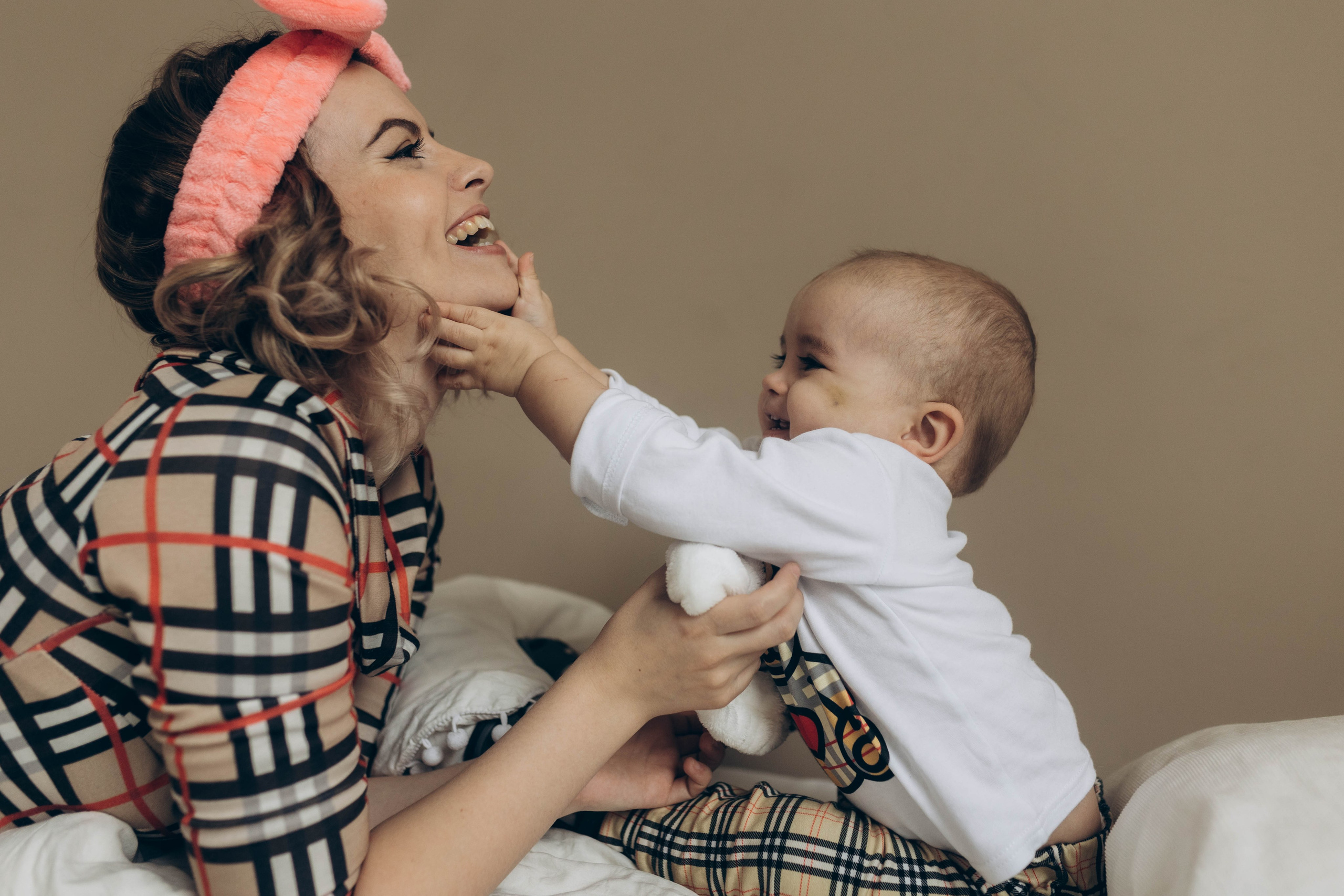 Семейные фото на годиках. Фотограф новорожденных Серпухов, Протвино, Москва I Марина Бурмистрова