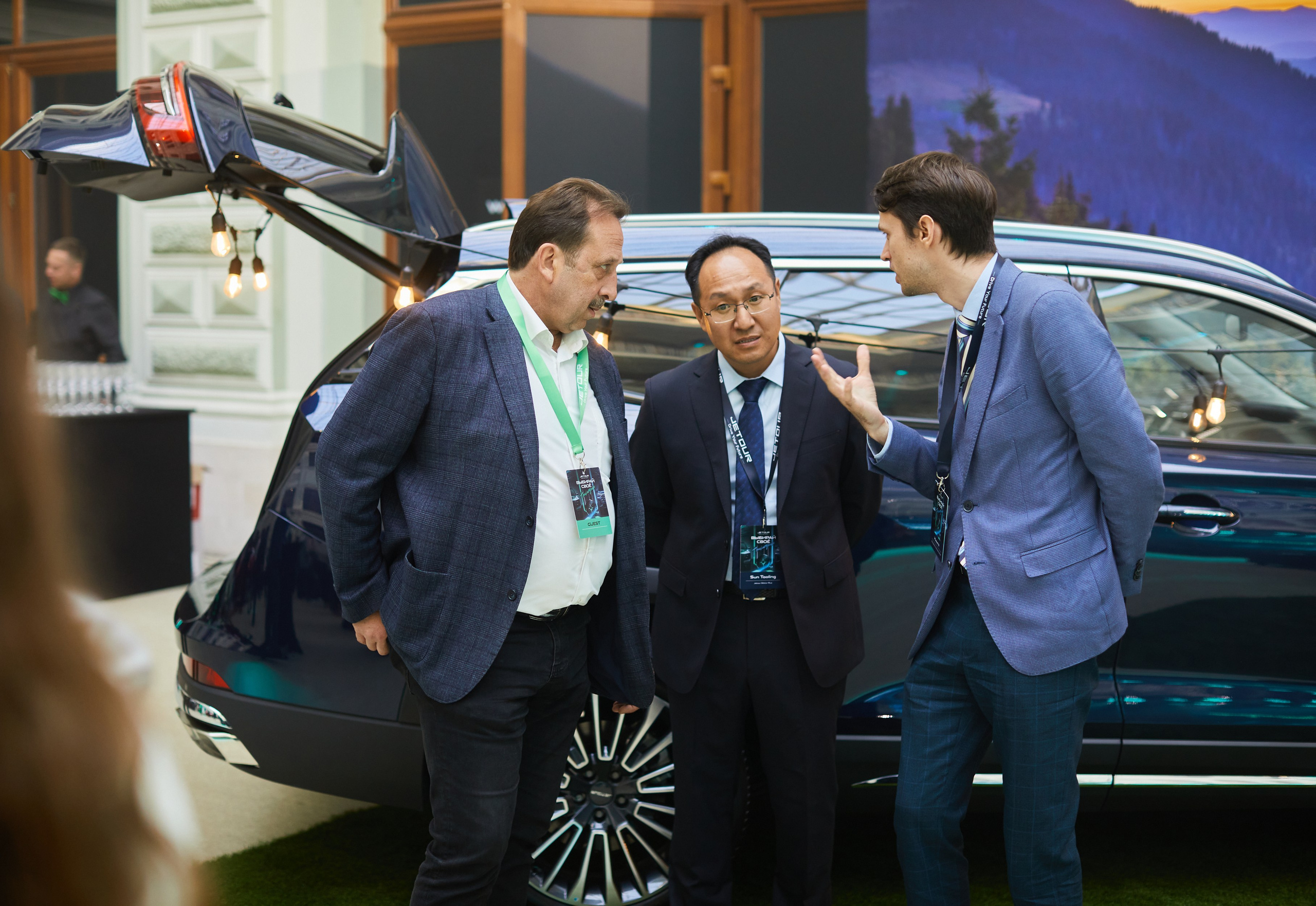 Jetour. Bespoke Image Service