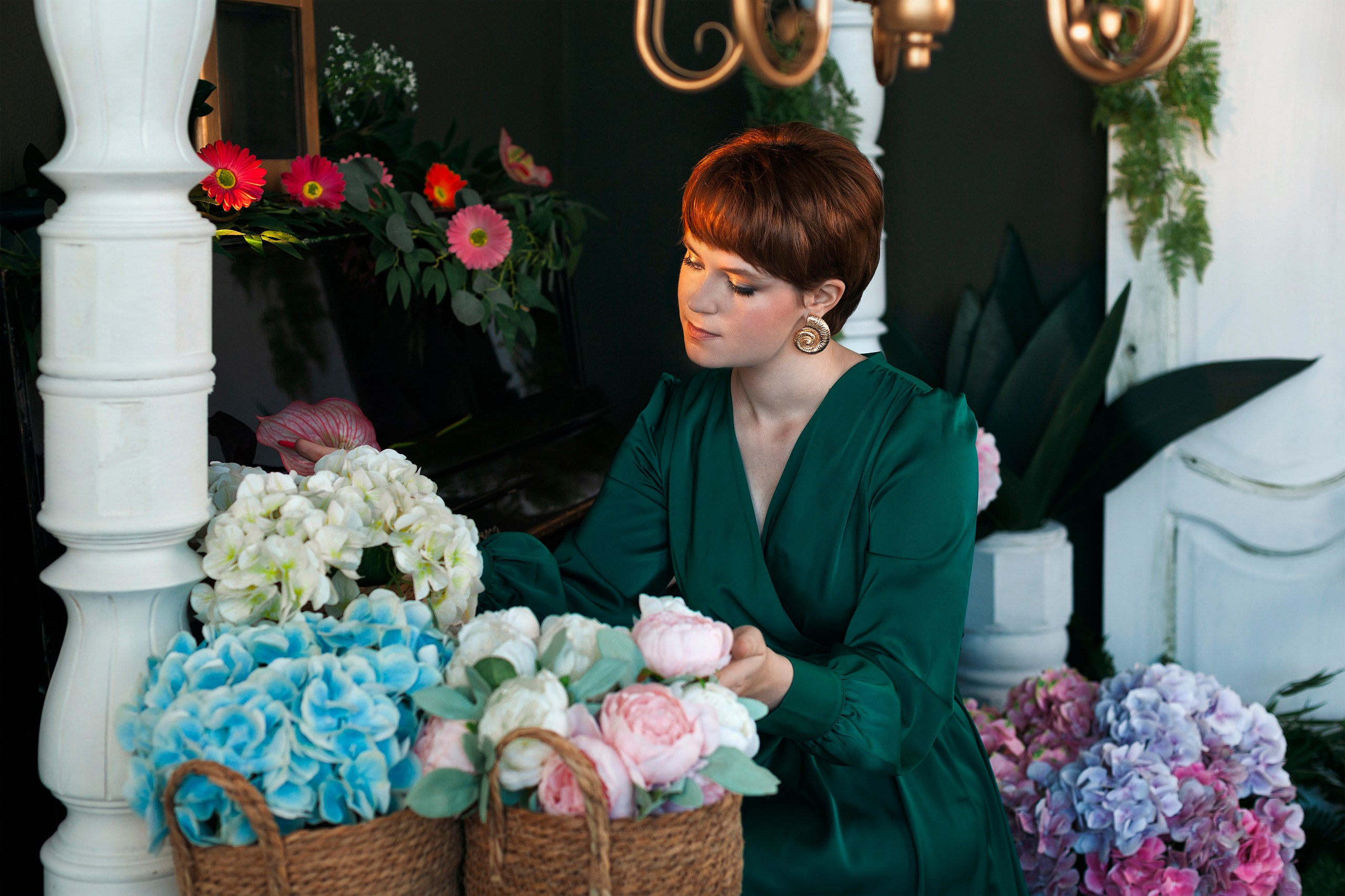 Море цветов в фотостудии - студийные фотосессии в Ульяновске