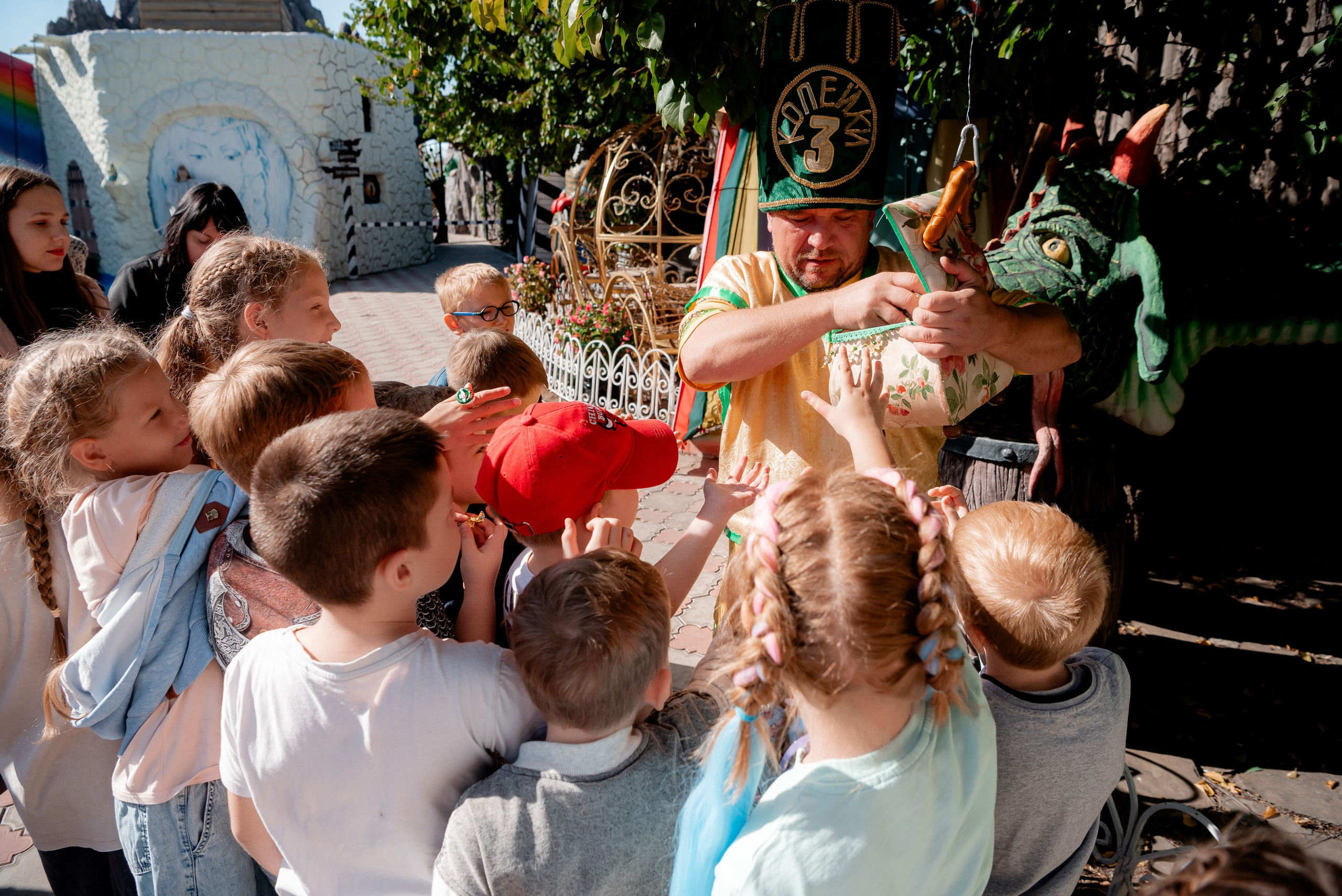 Экскурсия класса в Музей Русской Сказки. Фотограф в Волгограде и Волжском Александр Горбань