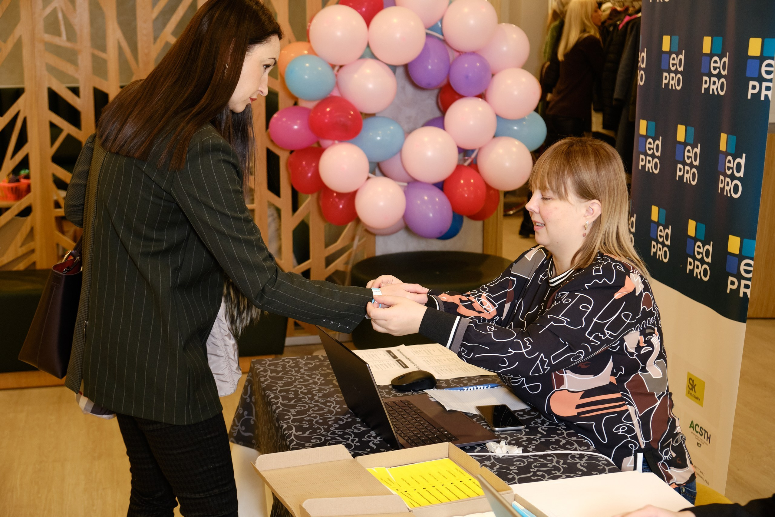 Международная академия образования. Репортажный фотограф в Москве Денис Тамко