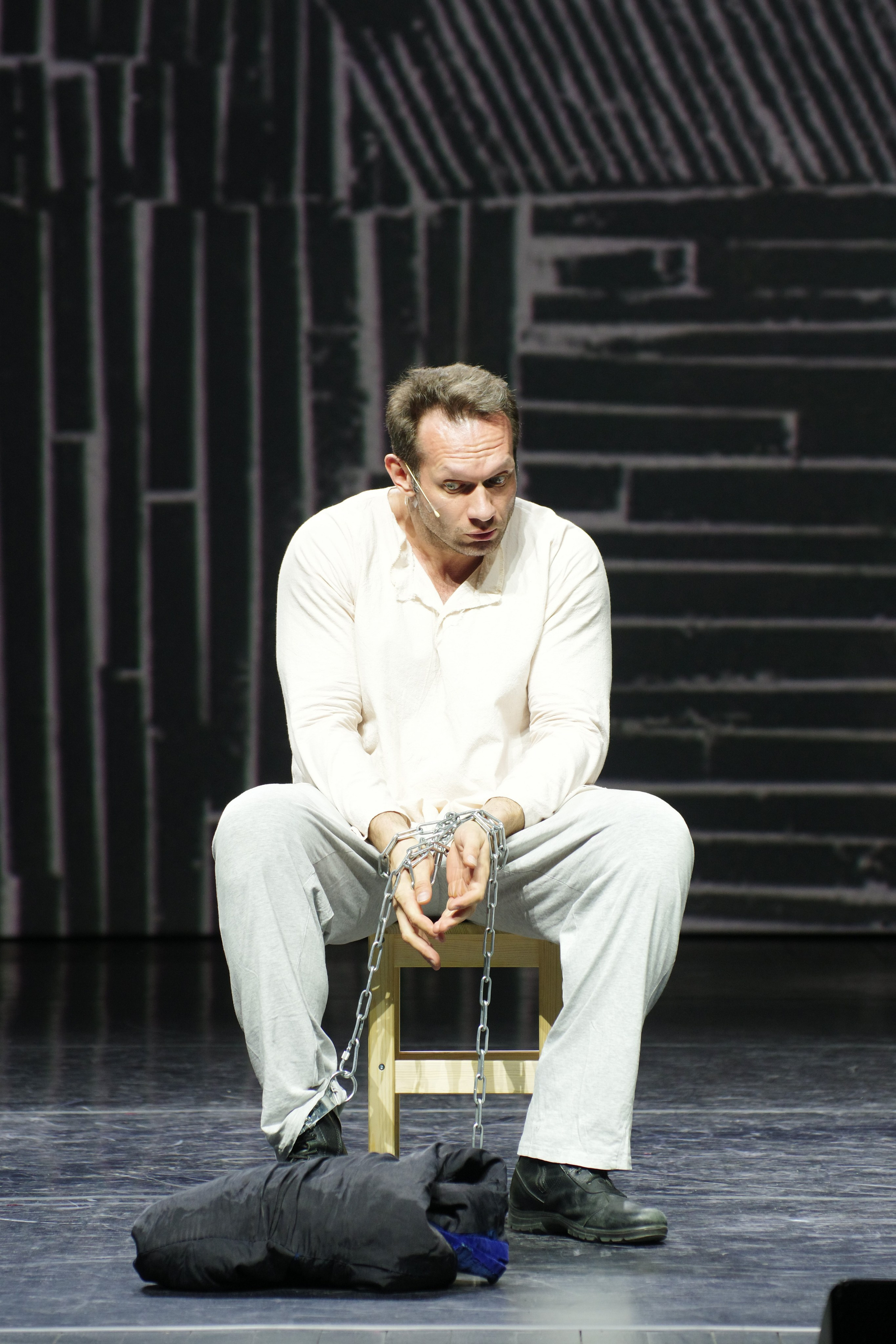 Театр И-Он, Люди и мыши. Семейный и детский фотограф Антон Зорин