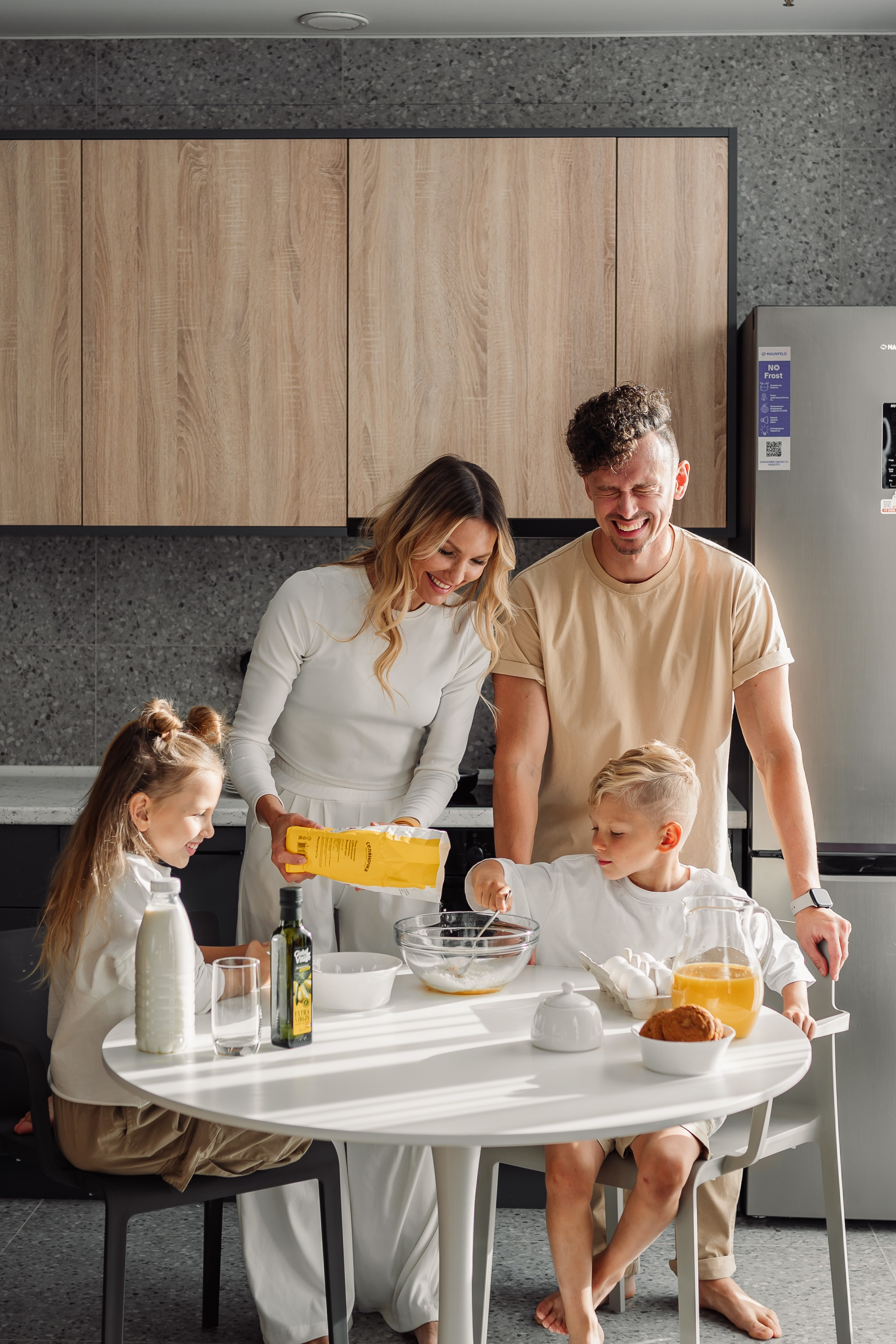 Съемка товаров для маркетплейсов (Wildberries, Ozon, Яндекс.Маркет). Фотограф товаров для соцсетей - инстаграм, вконтакте. Контент-фотограф в Москве Хныкина Лена