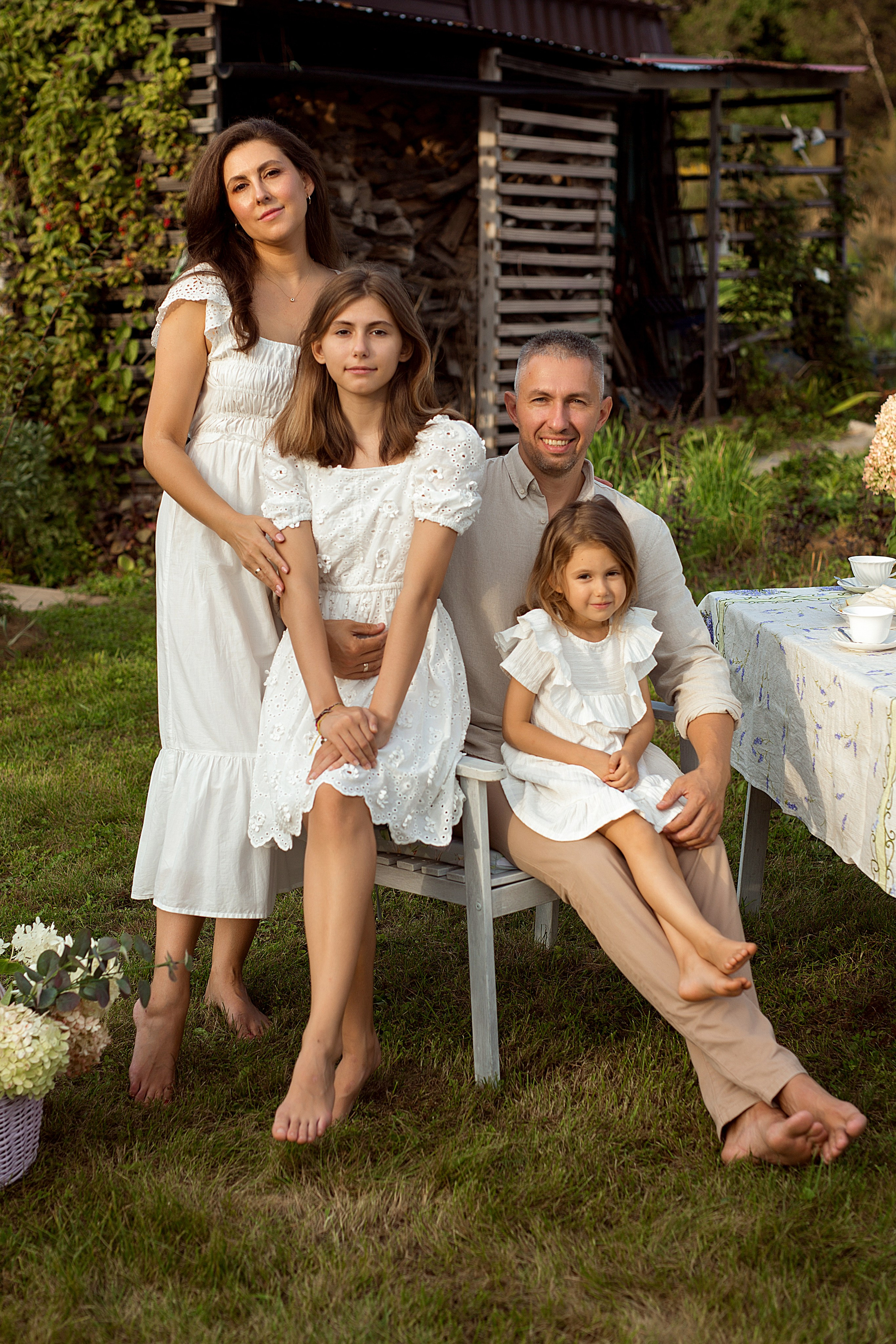 Евгений и Анастасия с родными. Людмила Далидович топовый семейный фотограф Находка/Владивосток
