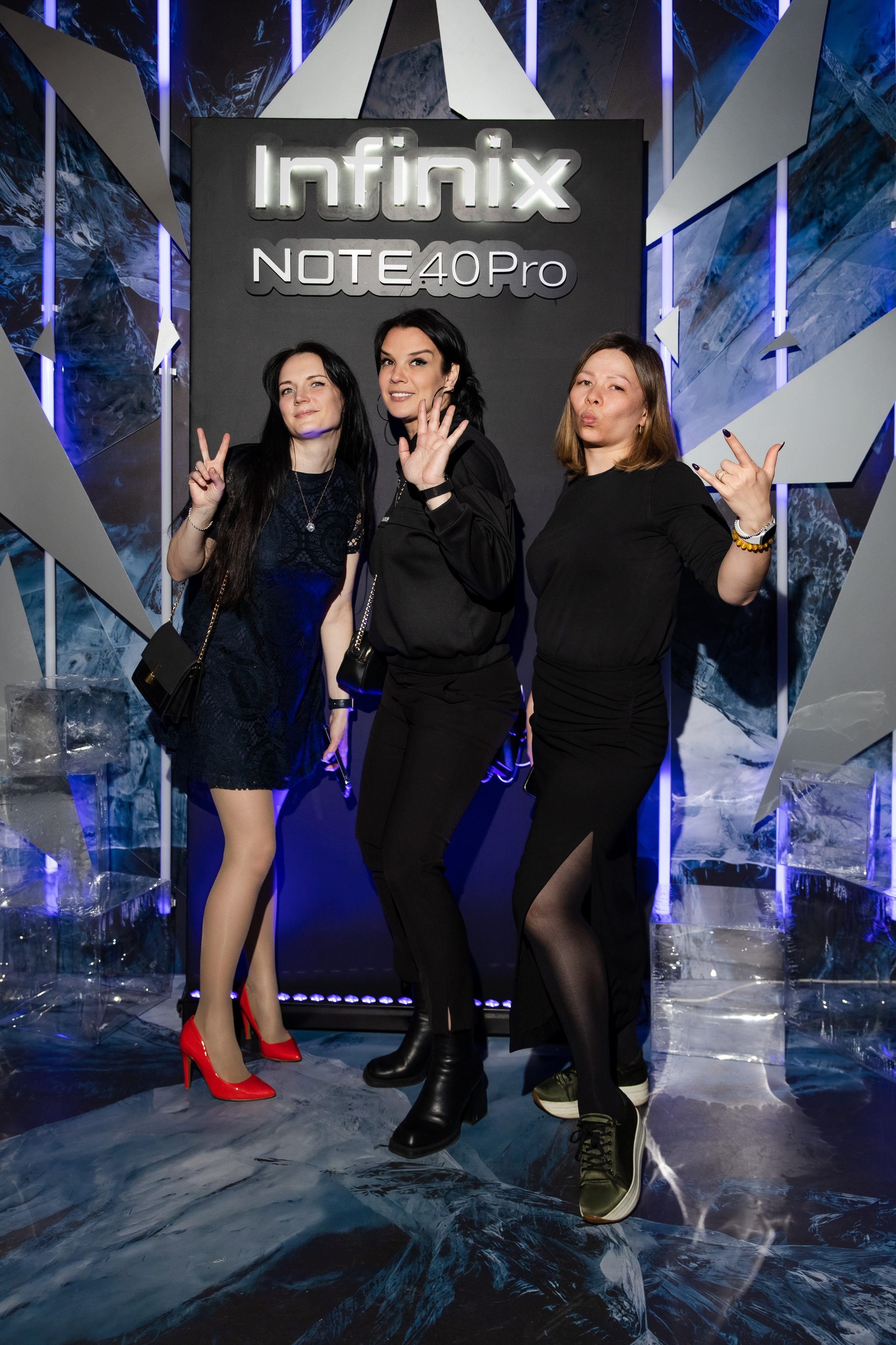 Презентация Infinix. Свадебный репортажный фотограф в Москве