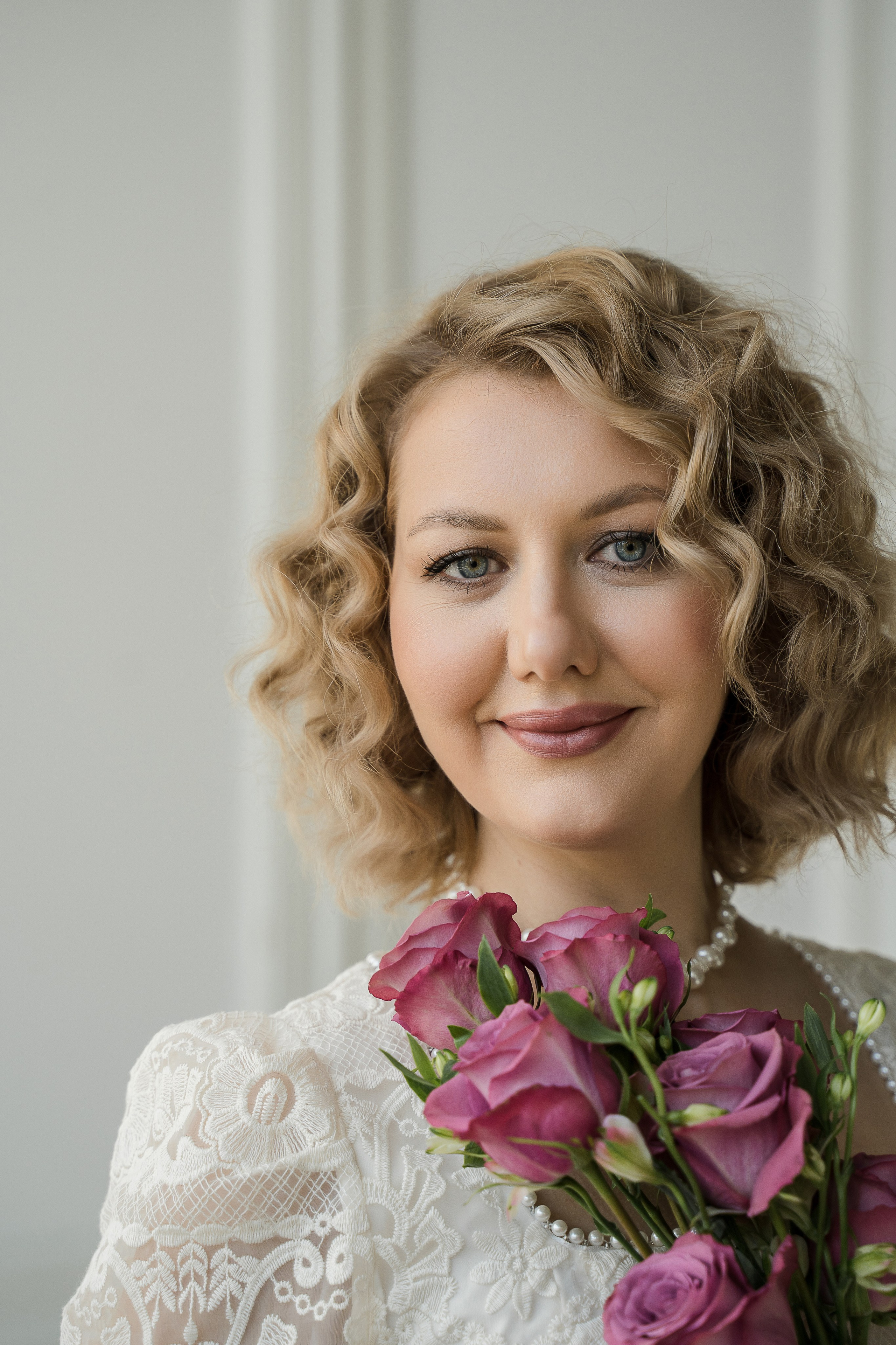 Свадебная фотосессия на Витебском вокзале. Свадебный и семейный фотограф в Пушкине и Санкт-Петербурге Мария Филиппова