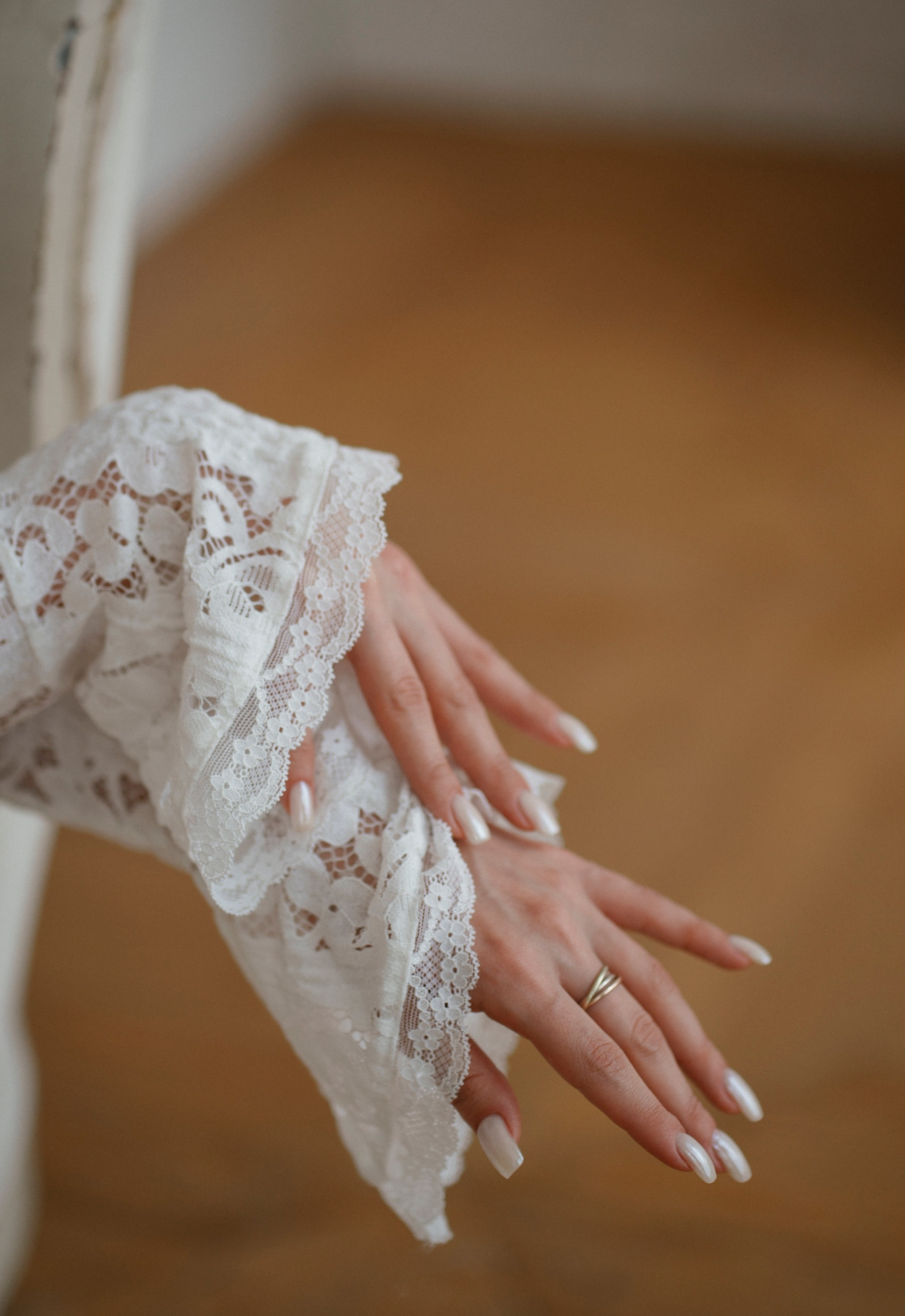 "Свадебная фотосессия в Пензе: нежный образ невесты в студии".