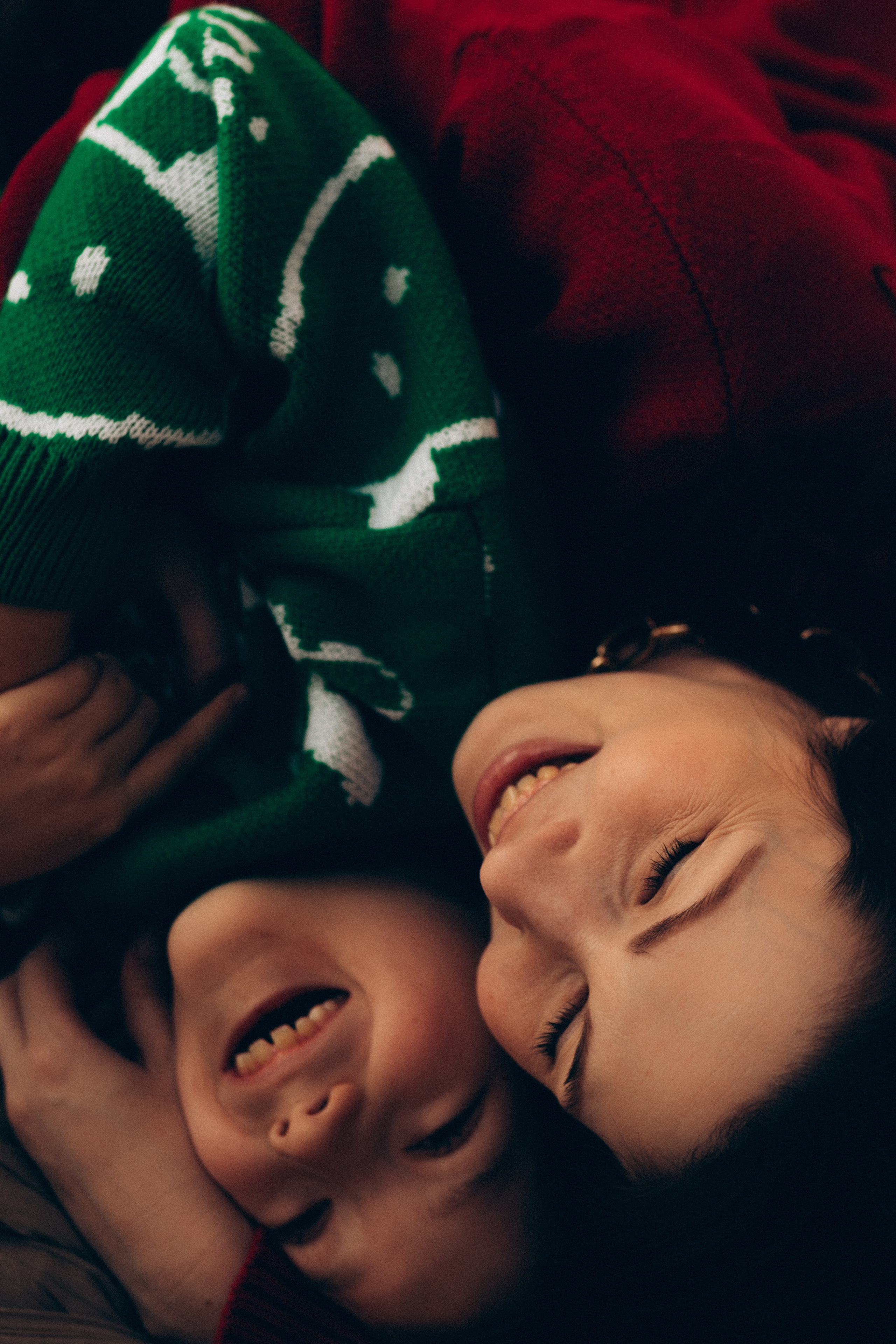 Любовь в каждом взгляде. Семейный фотограф в Челябинске