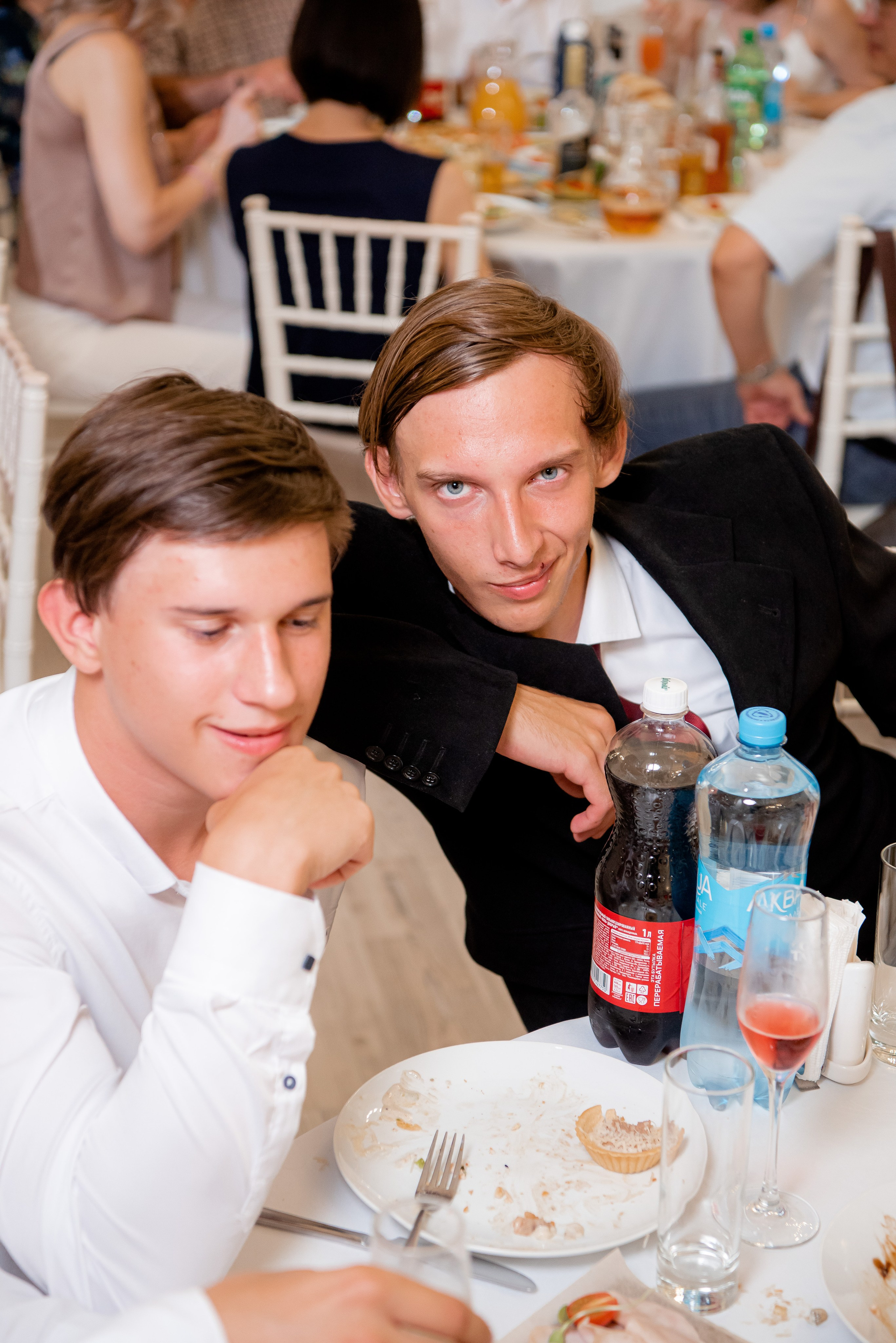 30 Школа. Вручение и Банкет. ДК Юбилейный и Банхоф. Фотограф в Волгограде и Волжском Александр Горбань