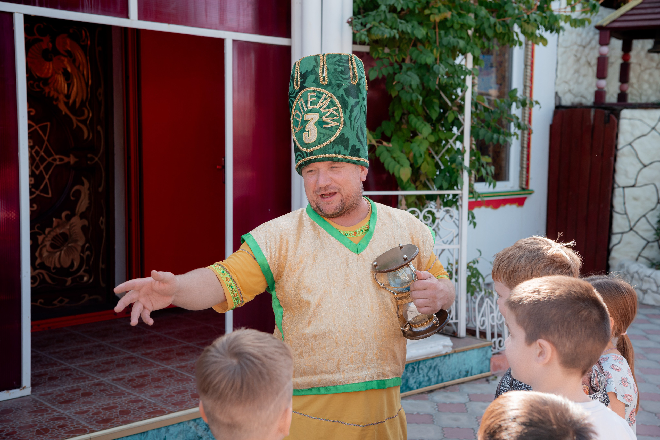Экскурсия класса в Музей Русской Сказки. Фотограф в Волгограде и Волжском Александр Горбань
