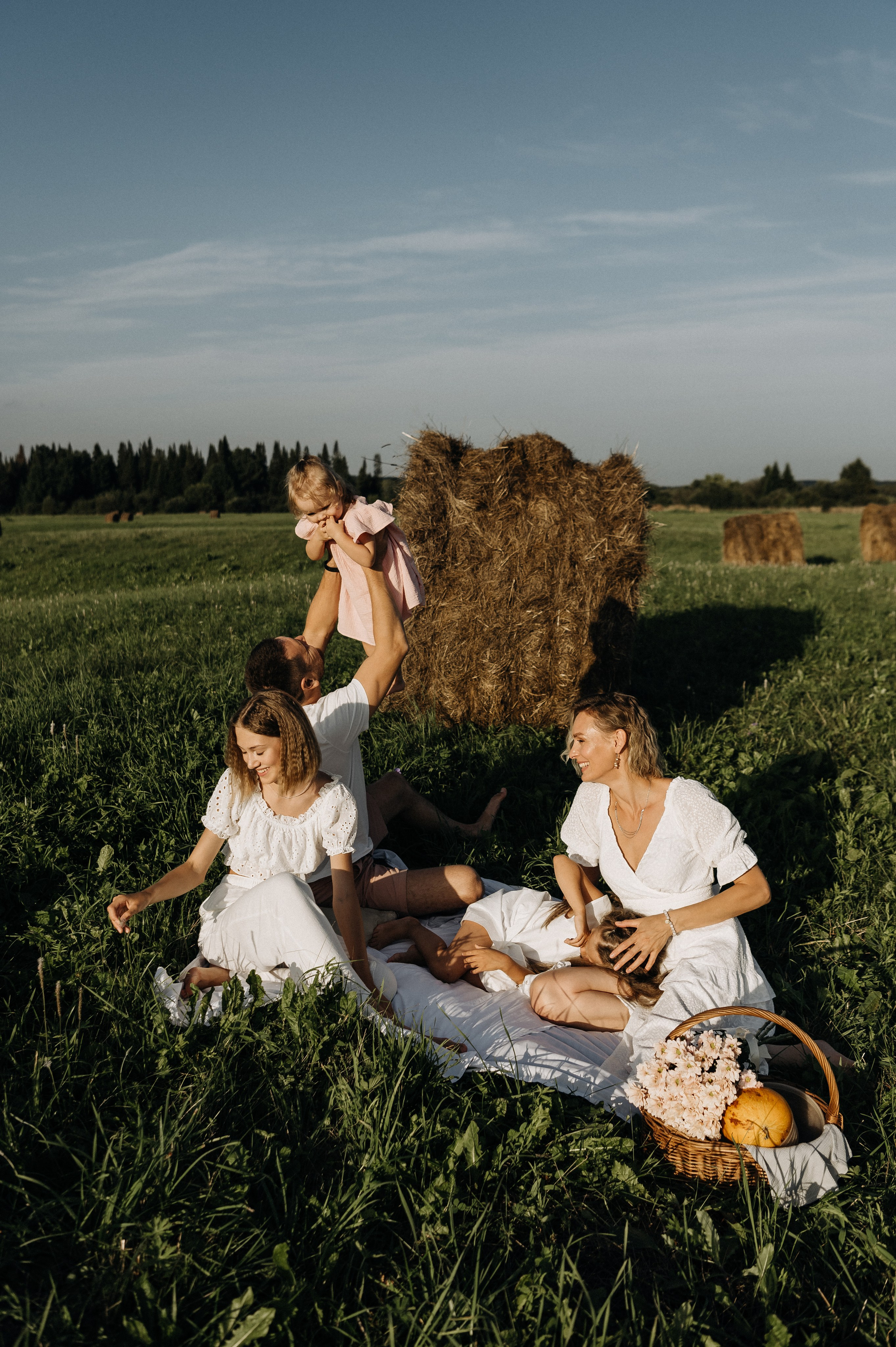 Таня, Вова + 3