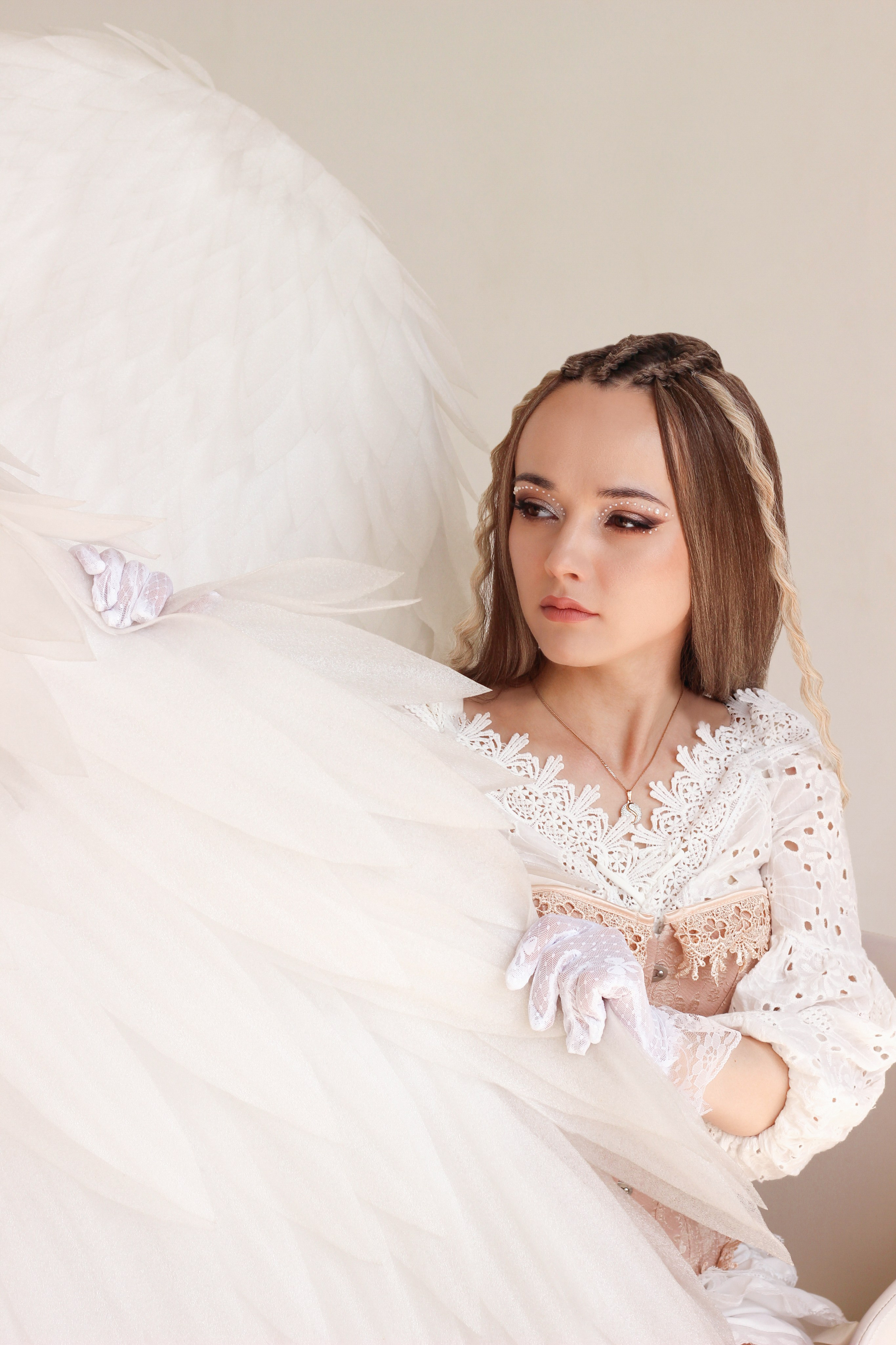 Ангел, спустившийся с небес. Модель: Анастасия Тхай. Фотограф Красноярск