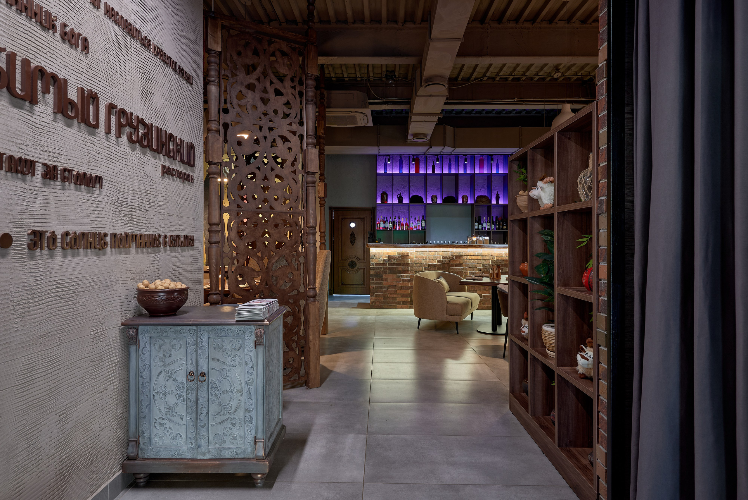 Ресторан Любимый грузинский, Магнитогорск. Абросимов Лев интерьерный и архитектурный фотограф
