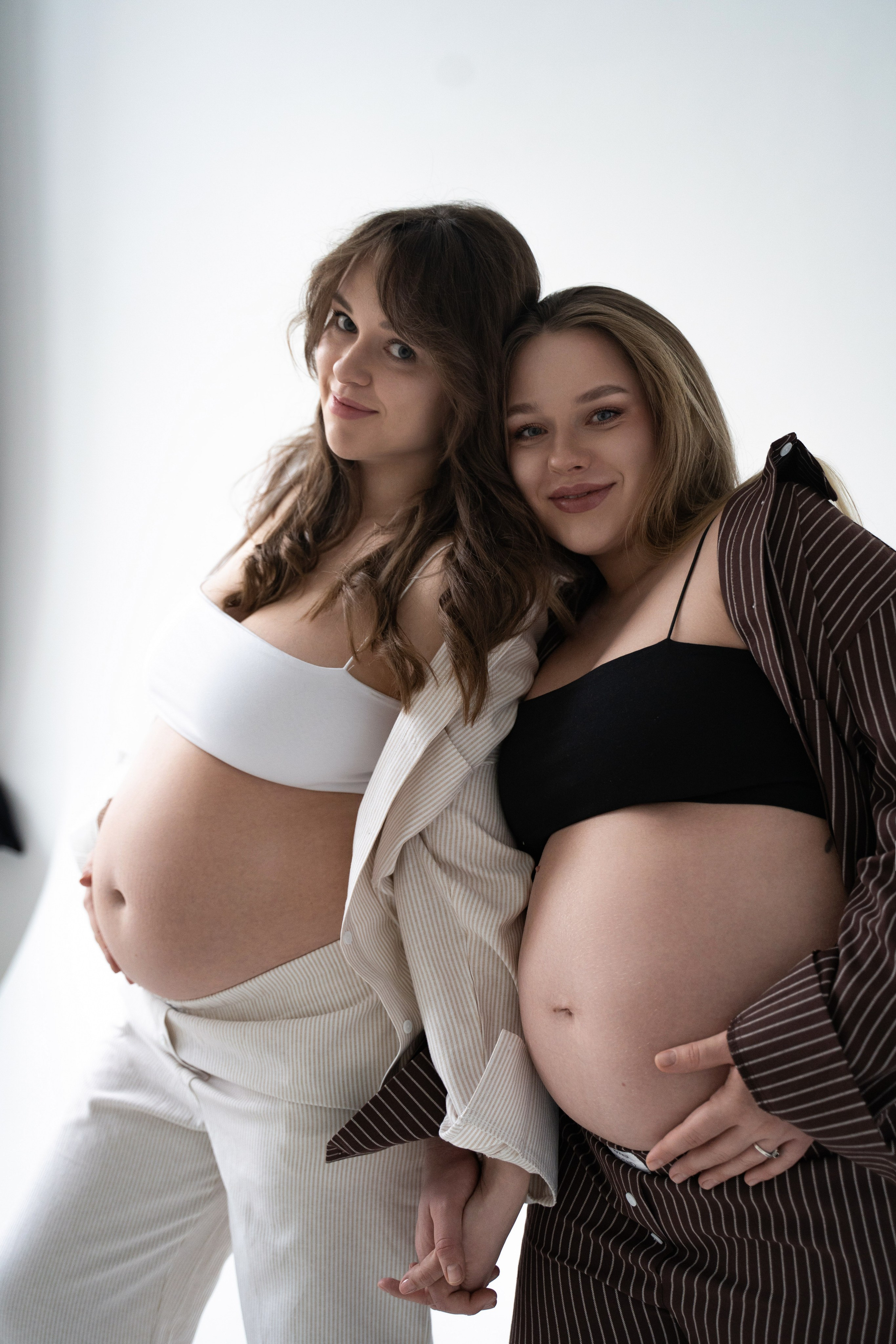 Elizabeth and Anastasia. Rezyame