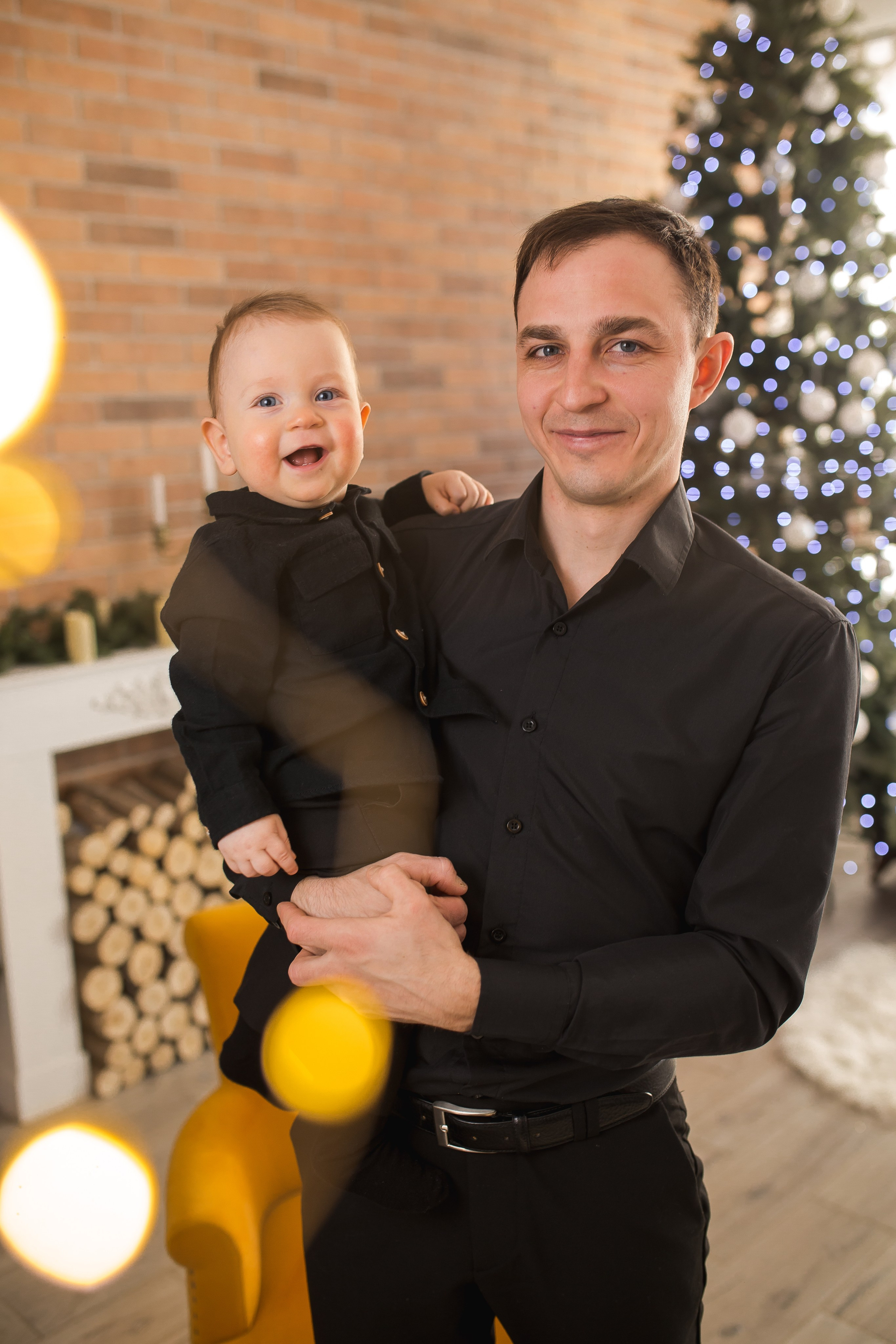 #фотографтольятти #фотографтлт #семейнаяфотосессия #домашняяфотосессиятольятти #мамытольятти #тлт #тольятти #фотоистория #семейныетрадиции #новогодняяфотосессиятольятти #фотограф