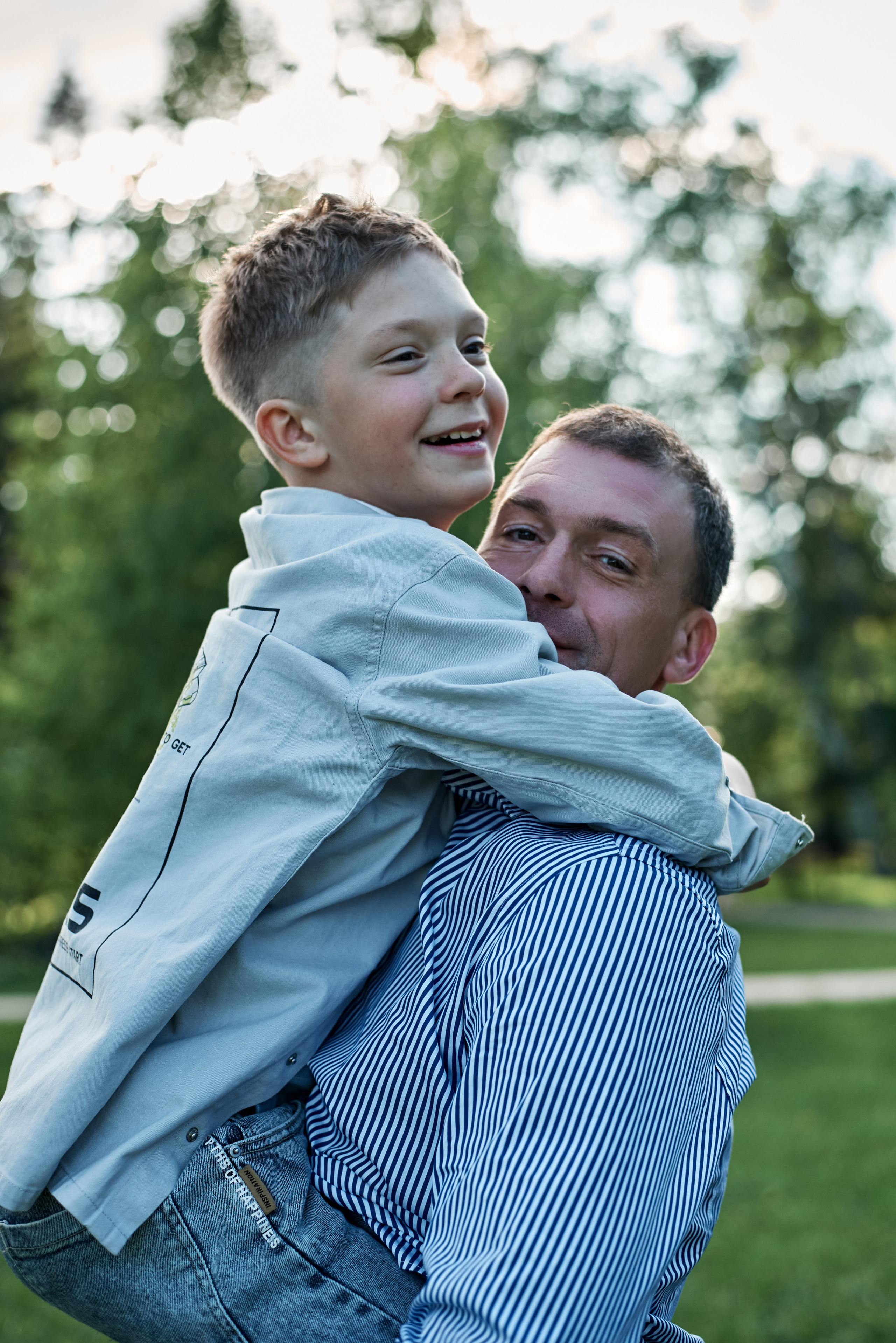 Мыльные пузыри. Семейная фотопрогулка. Семейный фотограф в Железнодорожном Масаева Елена