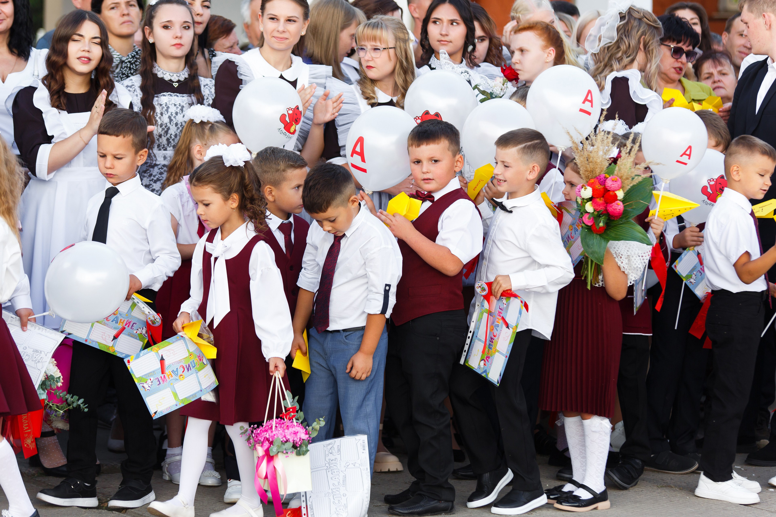 01 СЕНТЯБРЯ 2024 (МБОУ г. Мценска «Средняя школа № 9»). Профессиональный фотограф в Мценске и Орловской области