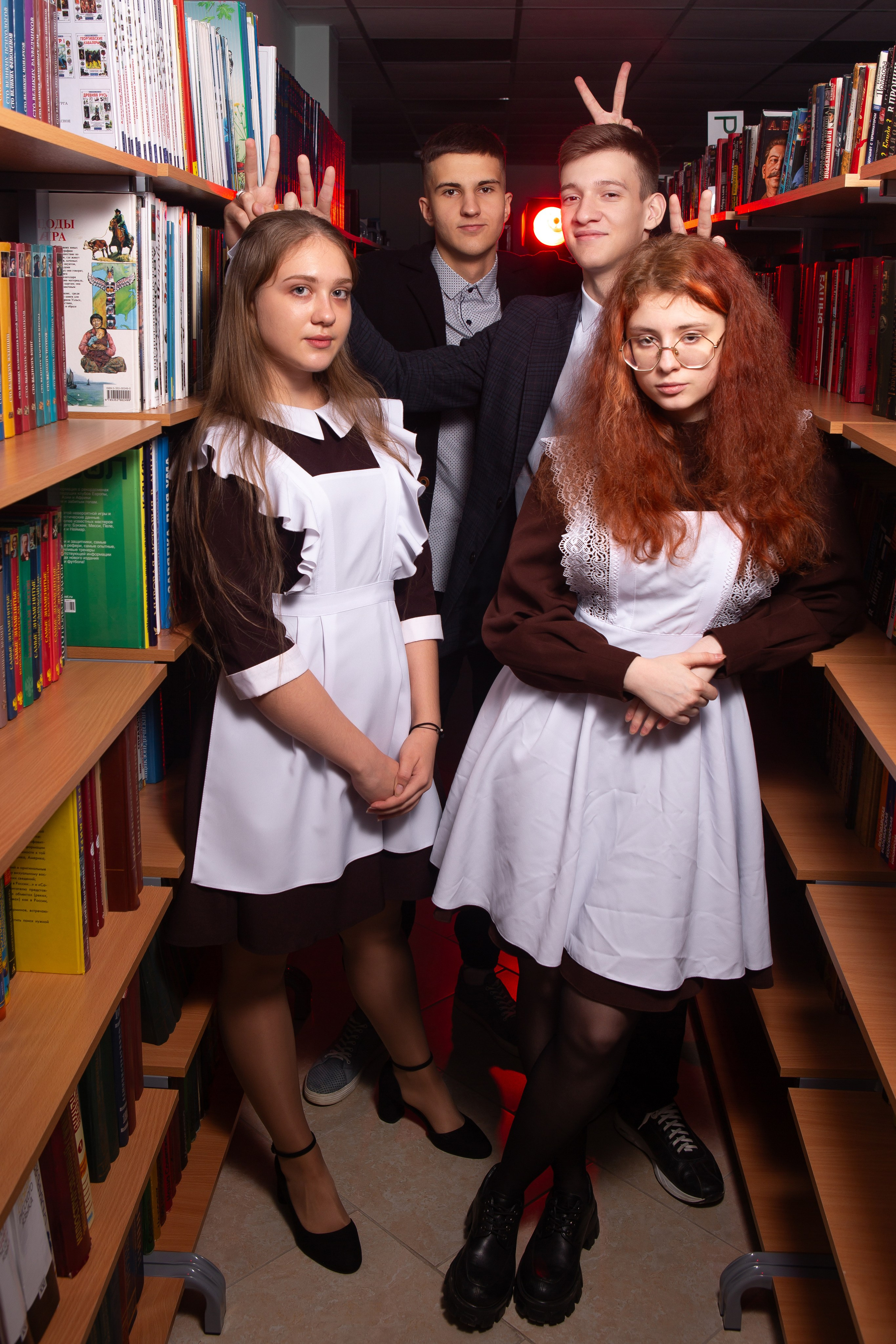 Съемка в библиотеке для 11 класса #1. Профессиональный фотограф в Мценске и Орловской области