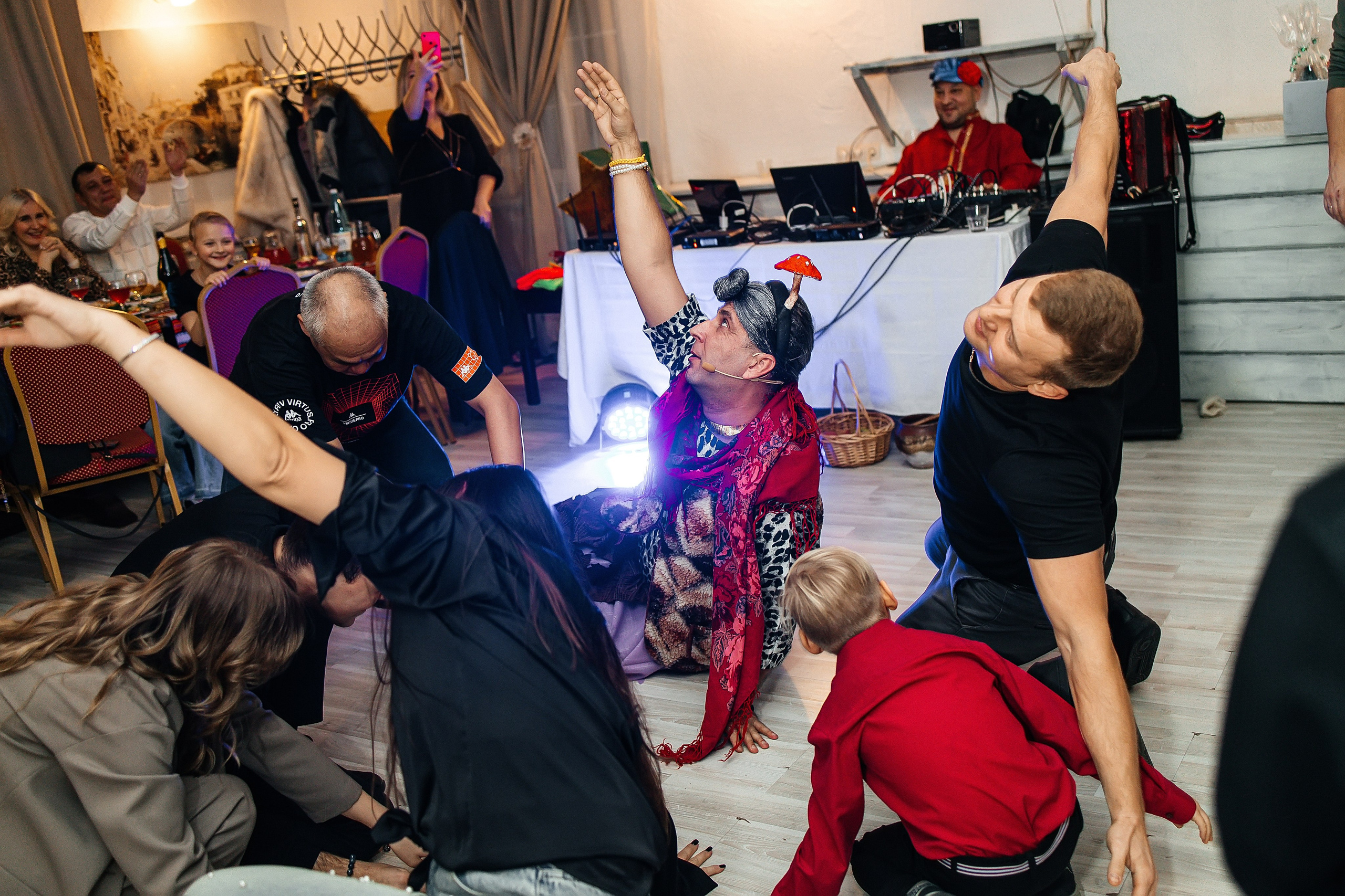 Рождество в ресторане «Казачок». Александр Антонов. Профессиональный свадебный, репортажный фотограф в Москве, Подольске. Фото+Видео на любой праздник