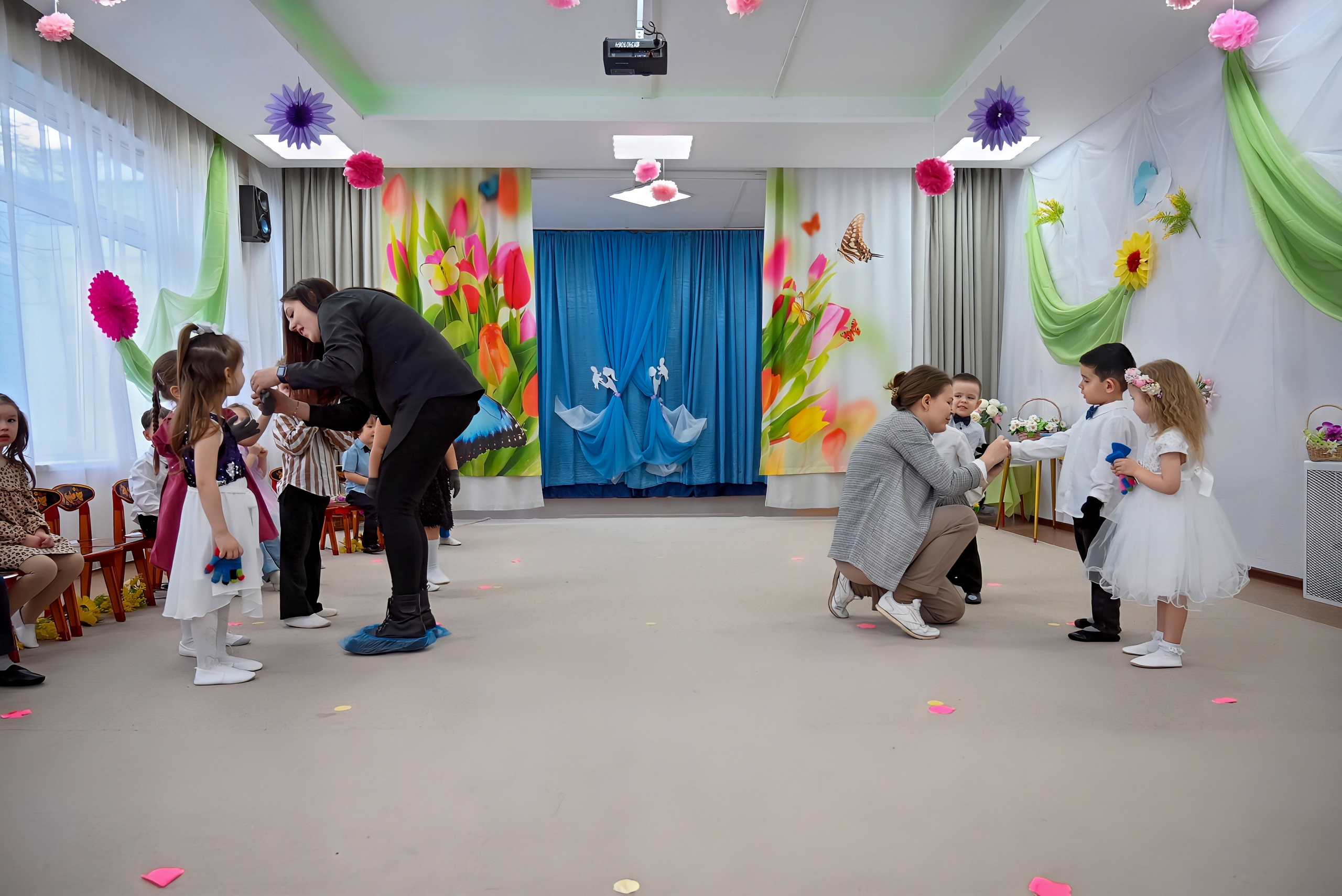 Праздник в группе «Дружная семейка». Семейный и детский фотограф Москва