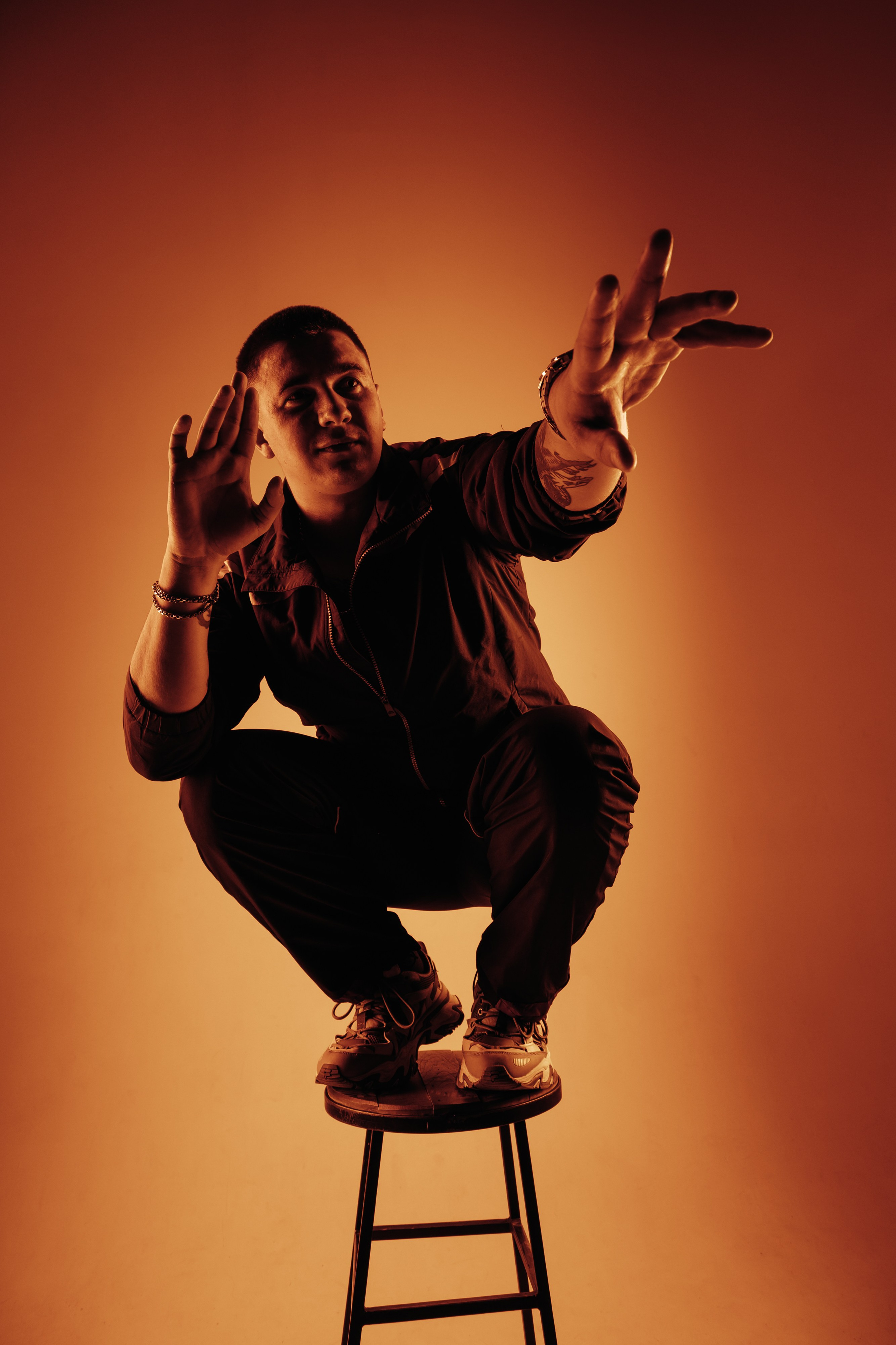 Александр. Главная