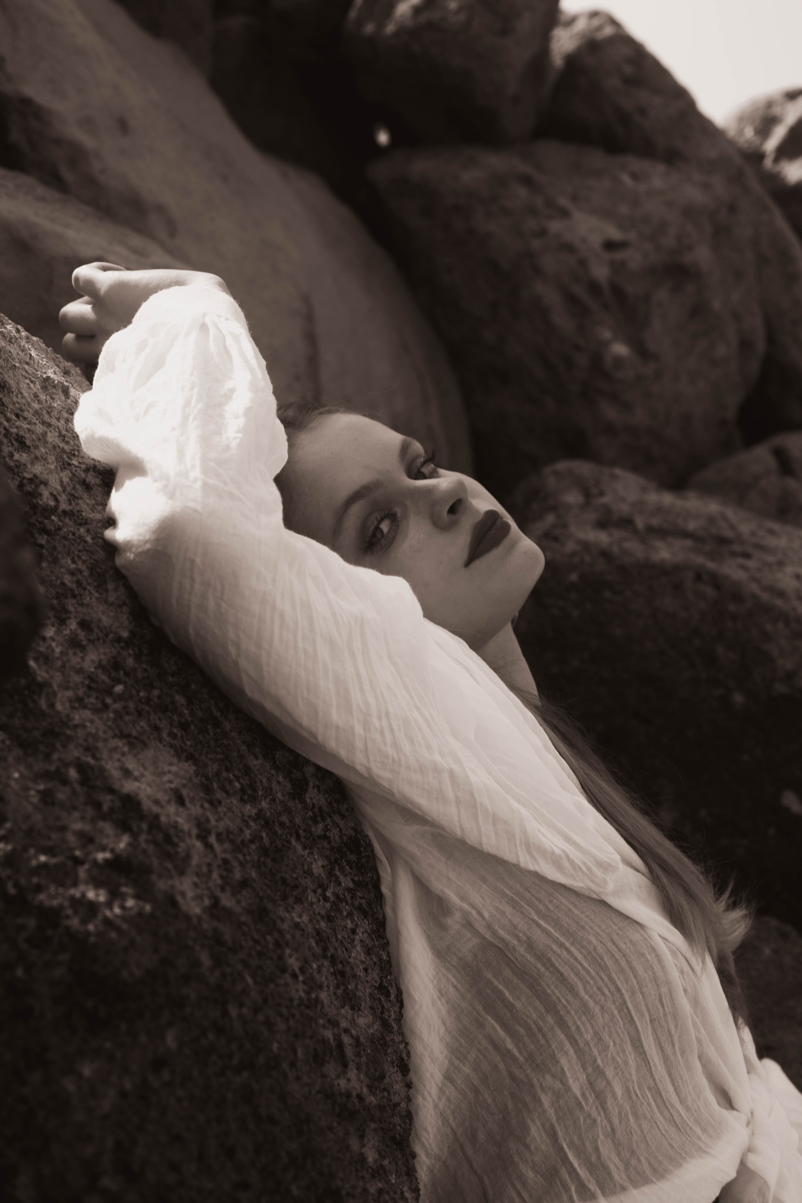 Поцелуи Волн. Уличный фотограф Города N