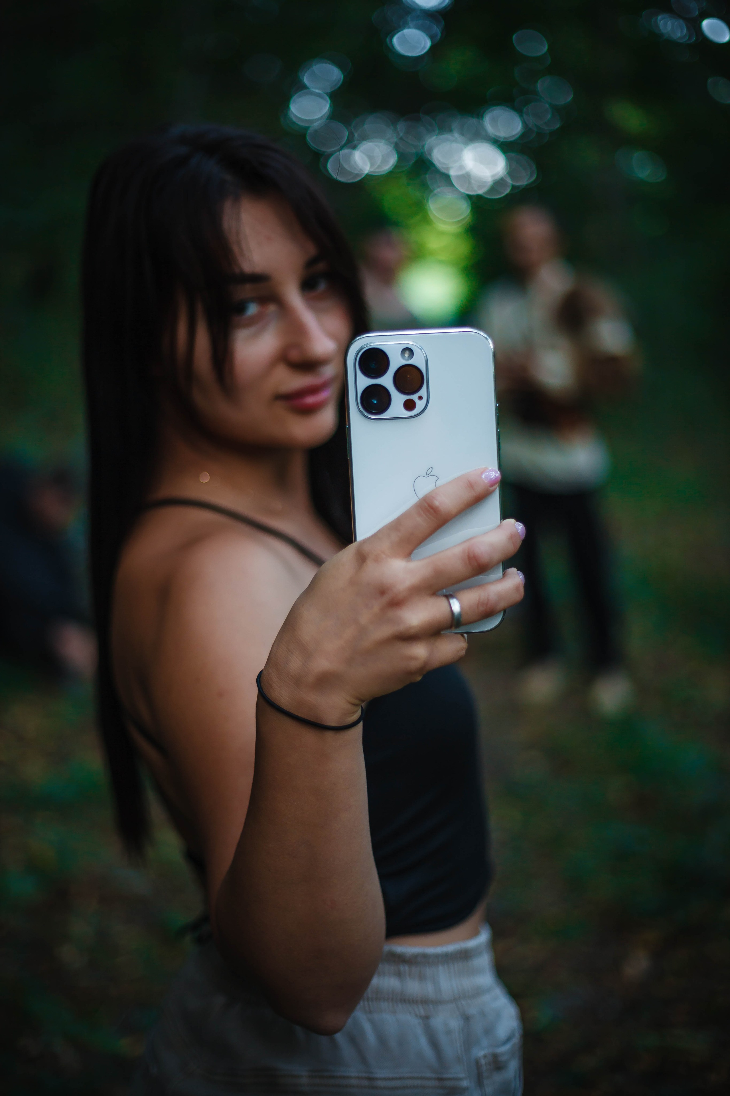 Клип. Уличный фотограф Города N