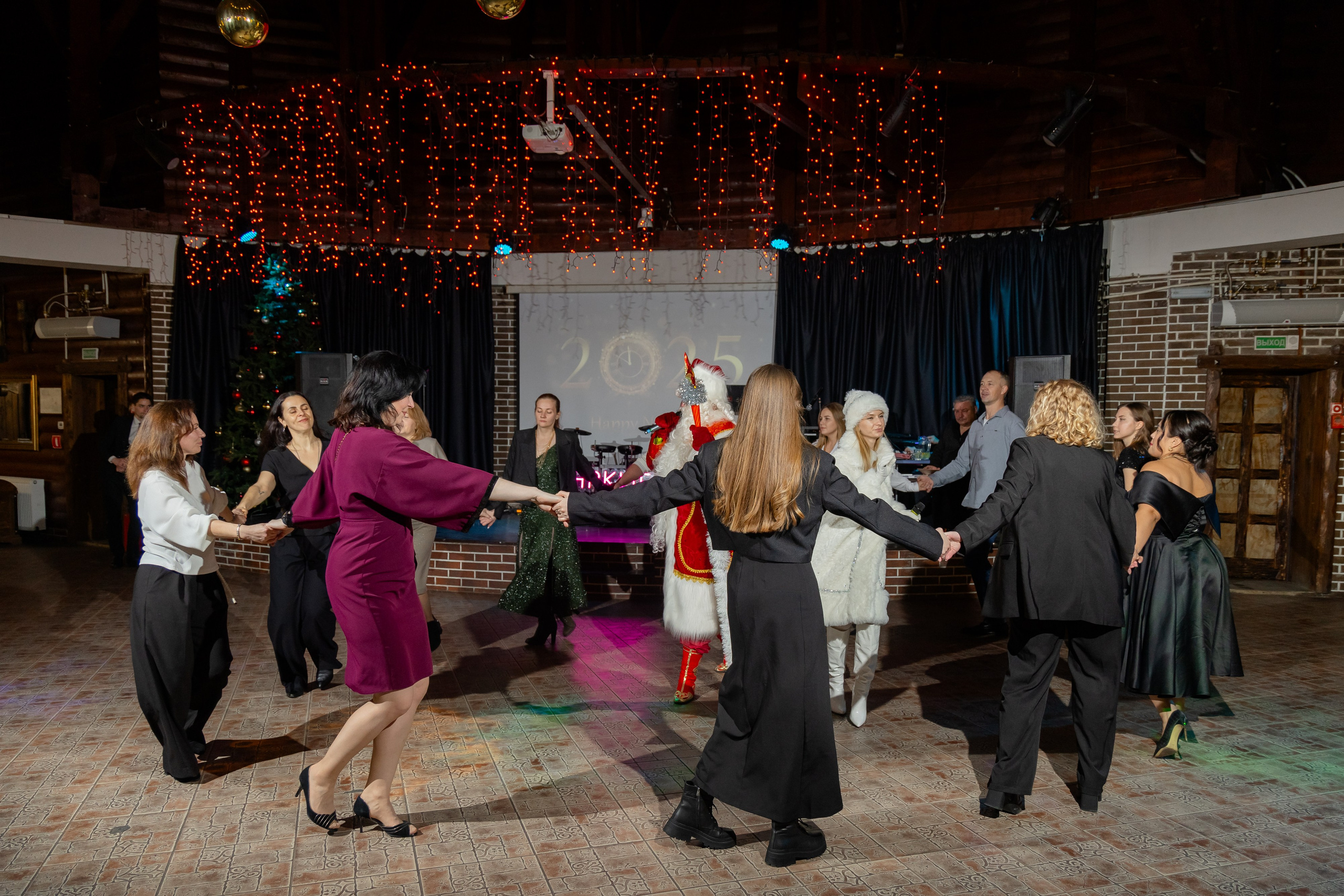 Корпоративная новогодняя съемка для логистической компании ИТА. Свадебный фотограф в Минске/Беларуси Сергей Спиридонов