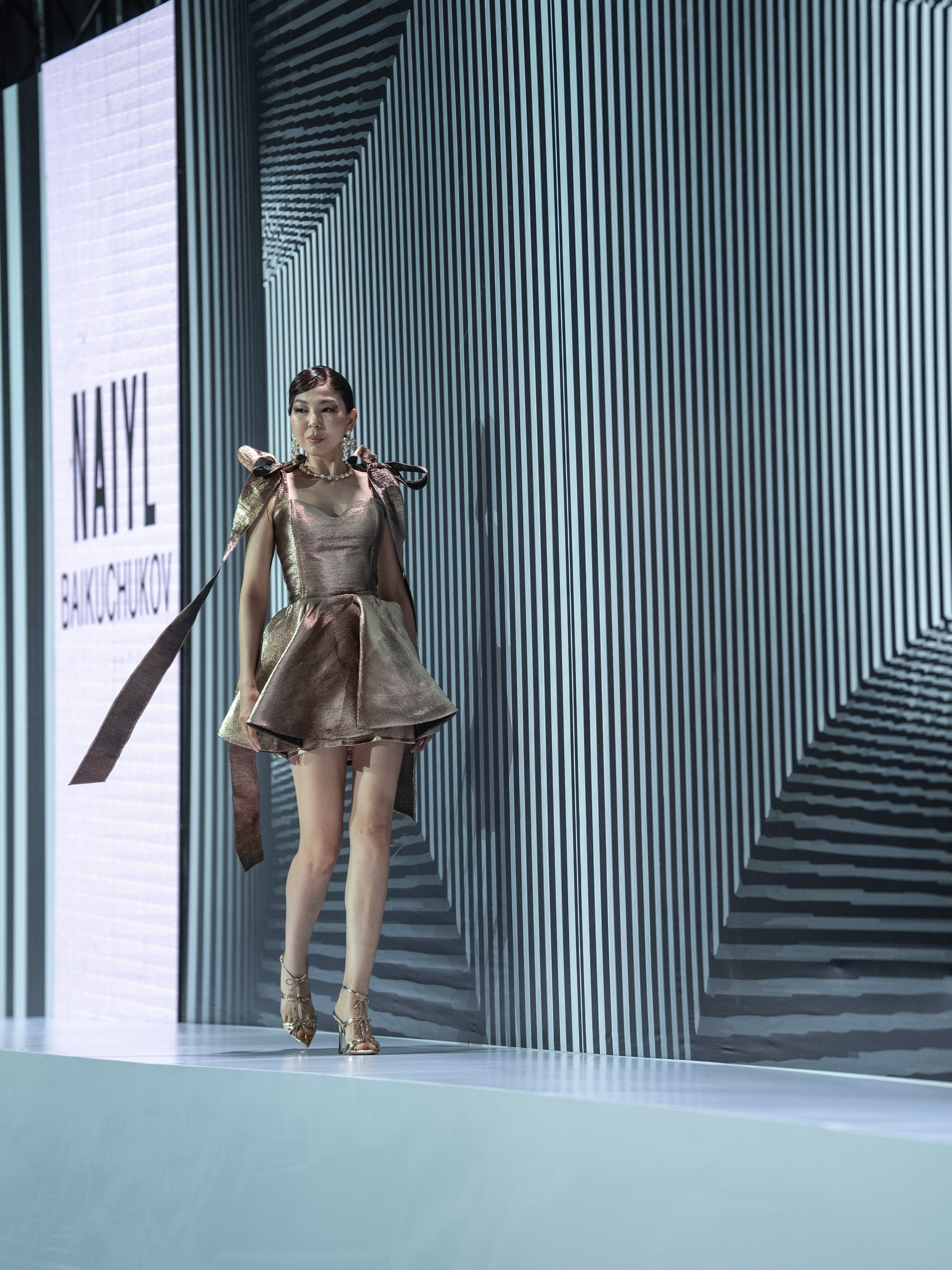 NAIYL BAIKUCHUKOV. Сайт Алматинского НЮ АРТ, будуар и фэшн фотографа Дениса Карпенко