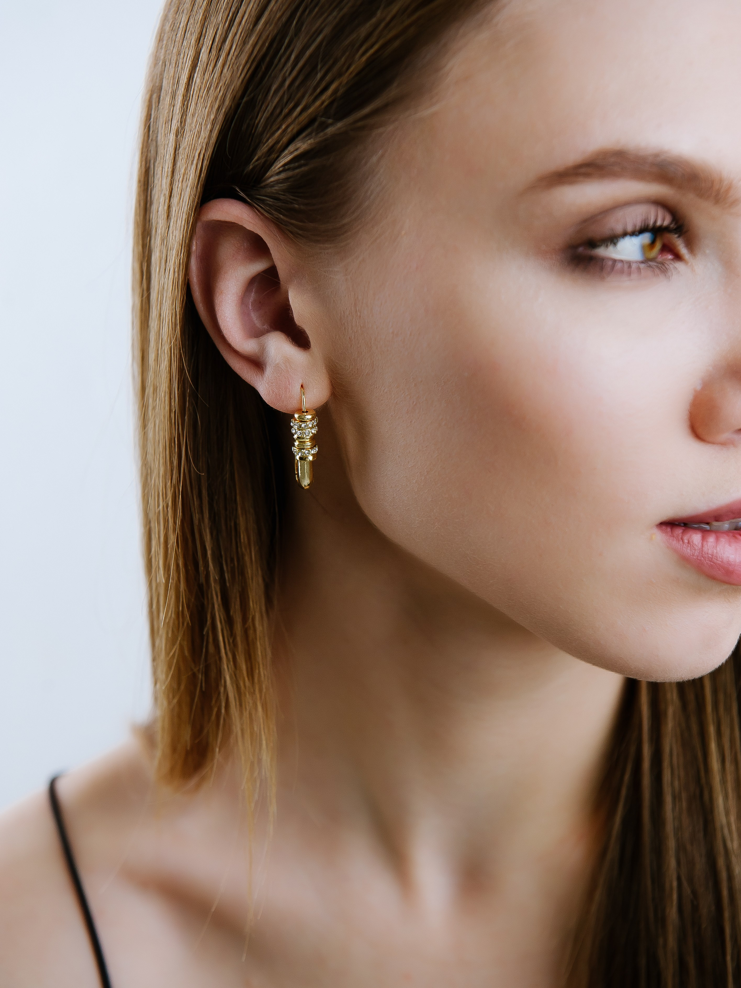 Бижутерия на модели. Ozon/wb