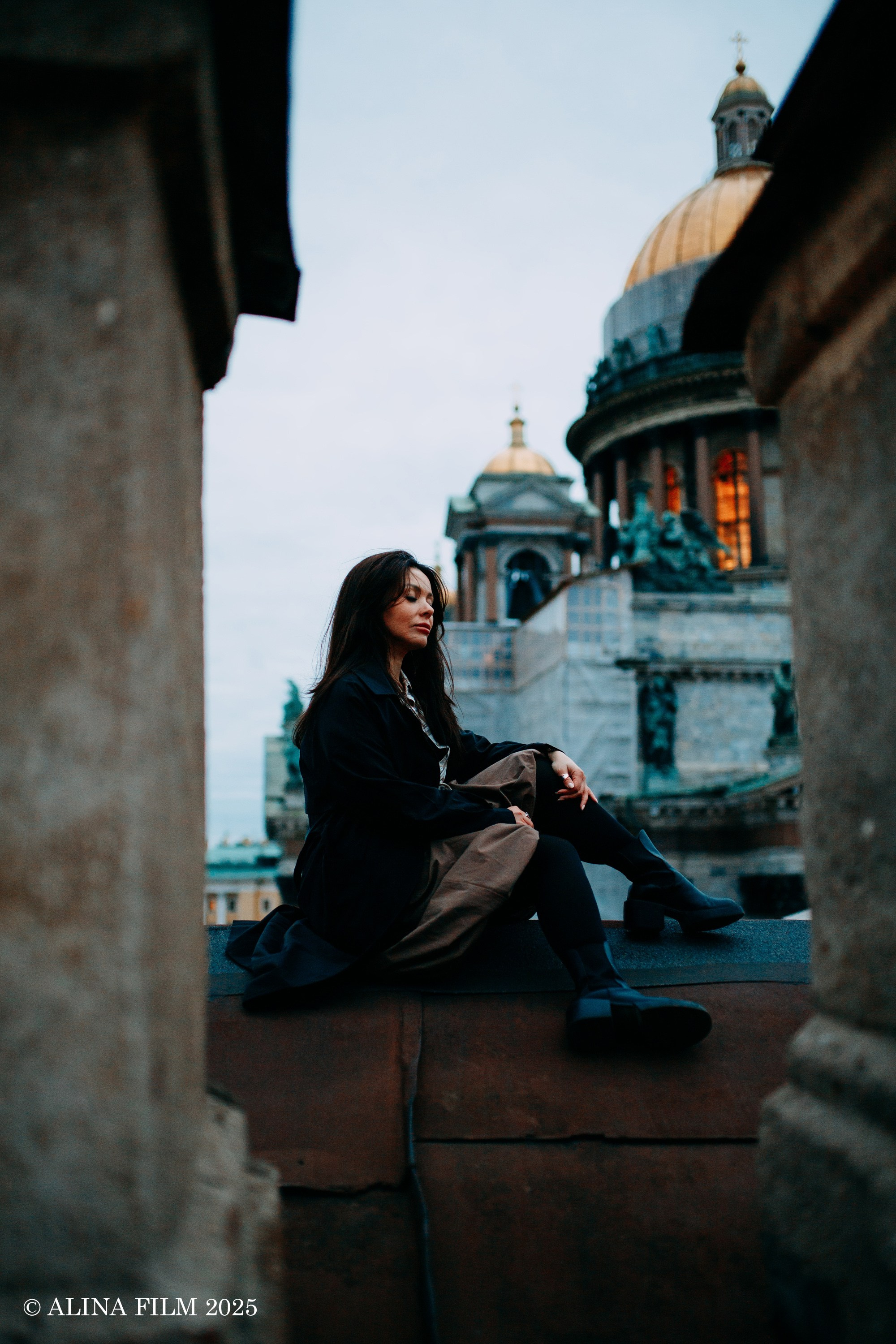 Фотосессия на крыше у Исаакиевского собора. Фотограф в Санкт-Петербурге Alina Film
