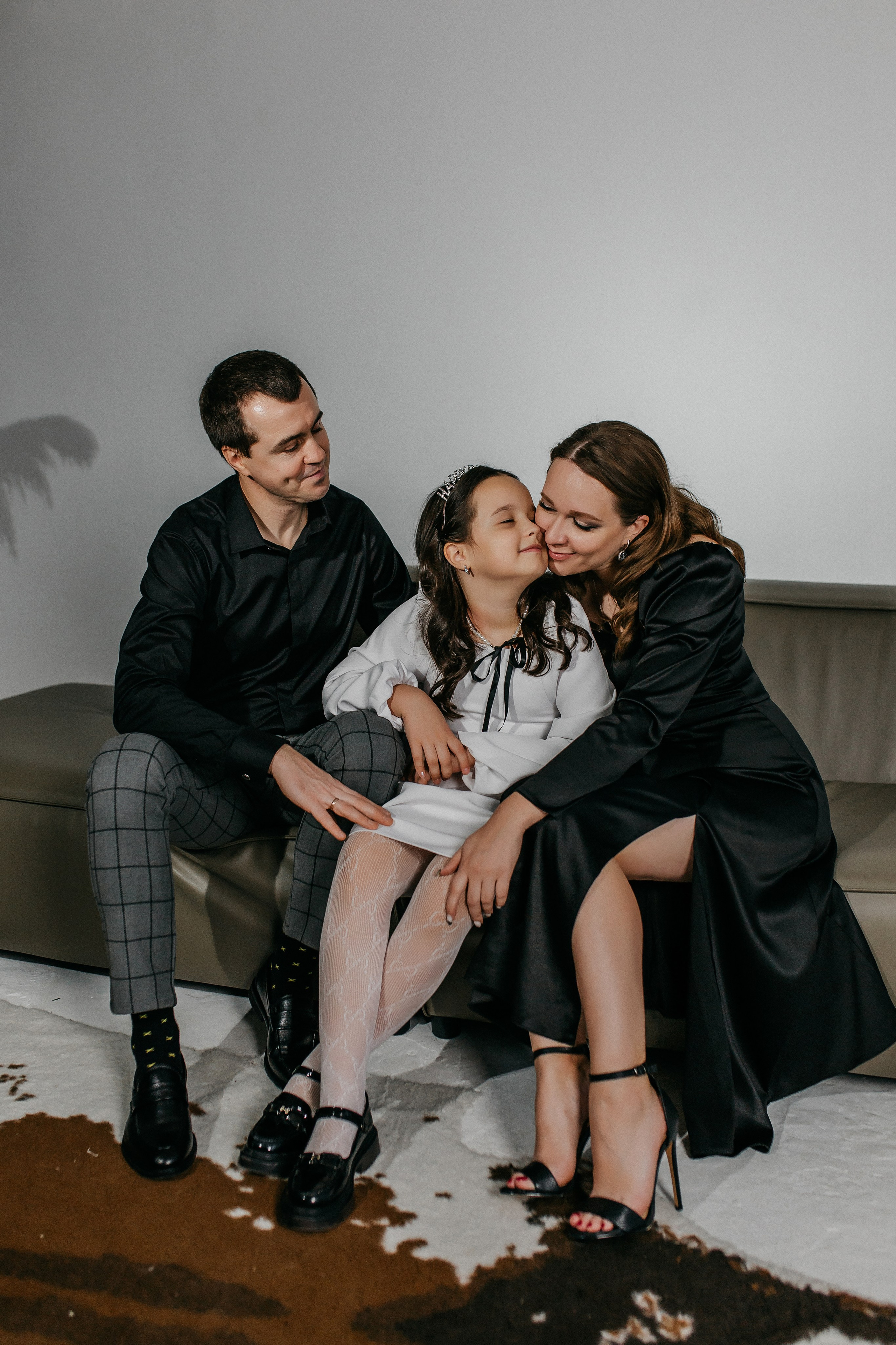 Семейная фотосессия. Студия. Kirinatanya.ru