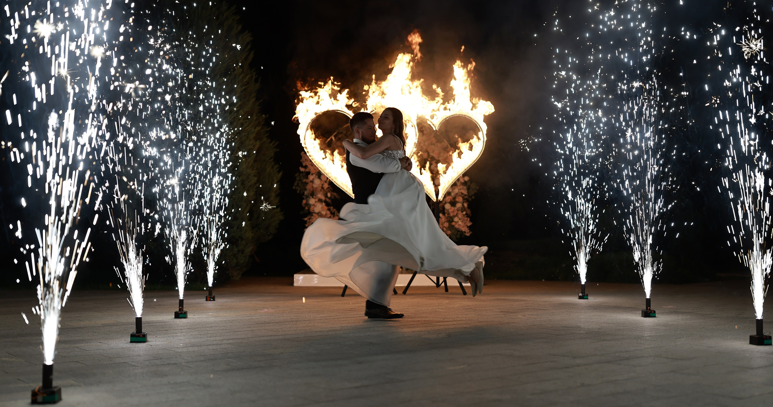 Н и В. Фотограф Олег Сотник