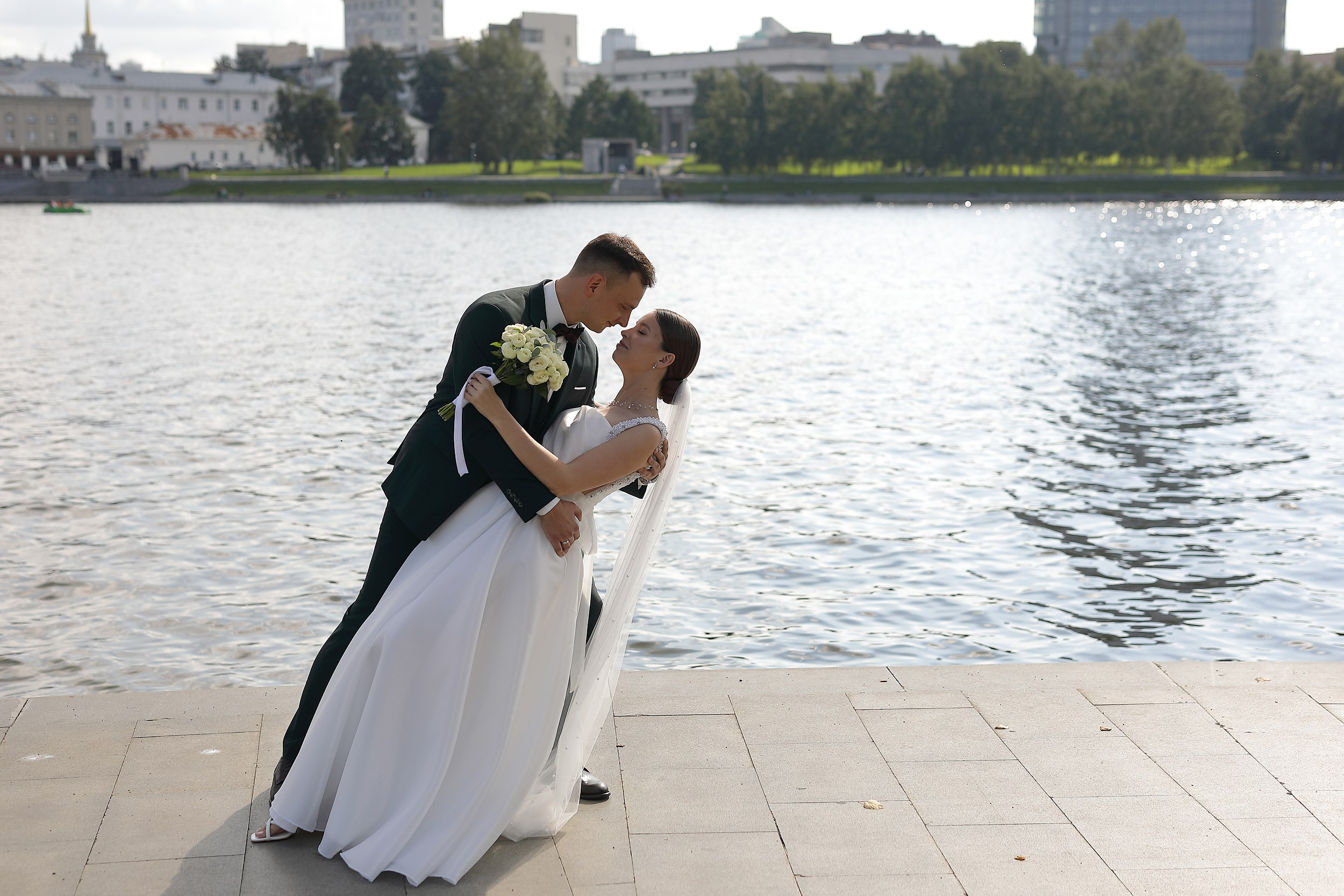 Владимир и Виктория. Свадебный и семейный фотограф и видеограф в Екатеринбурге Полянские Тимур и Анастасия