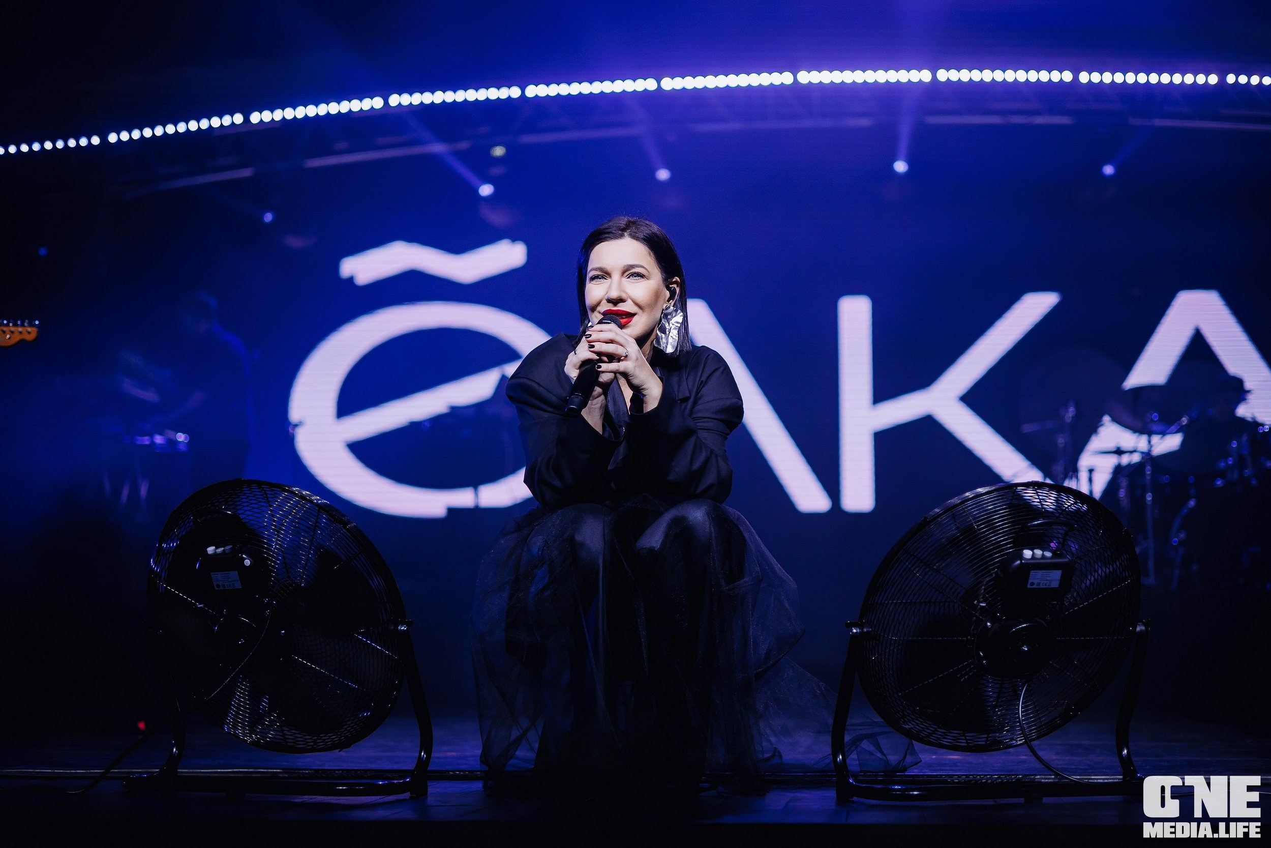 Фоторепортаж с концерта Ёлки. One Media Life: фоторепортажи, фотоотчеты с мероприятий и заведений