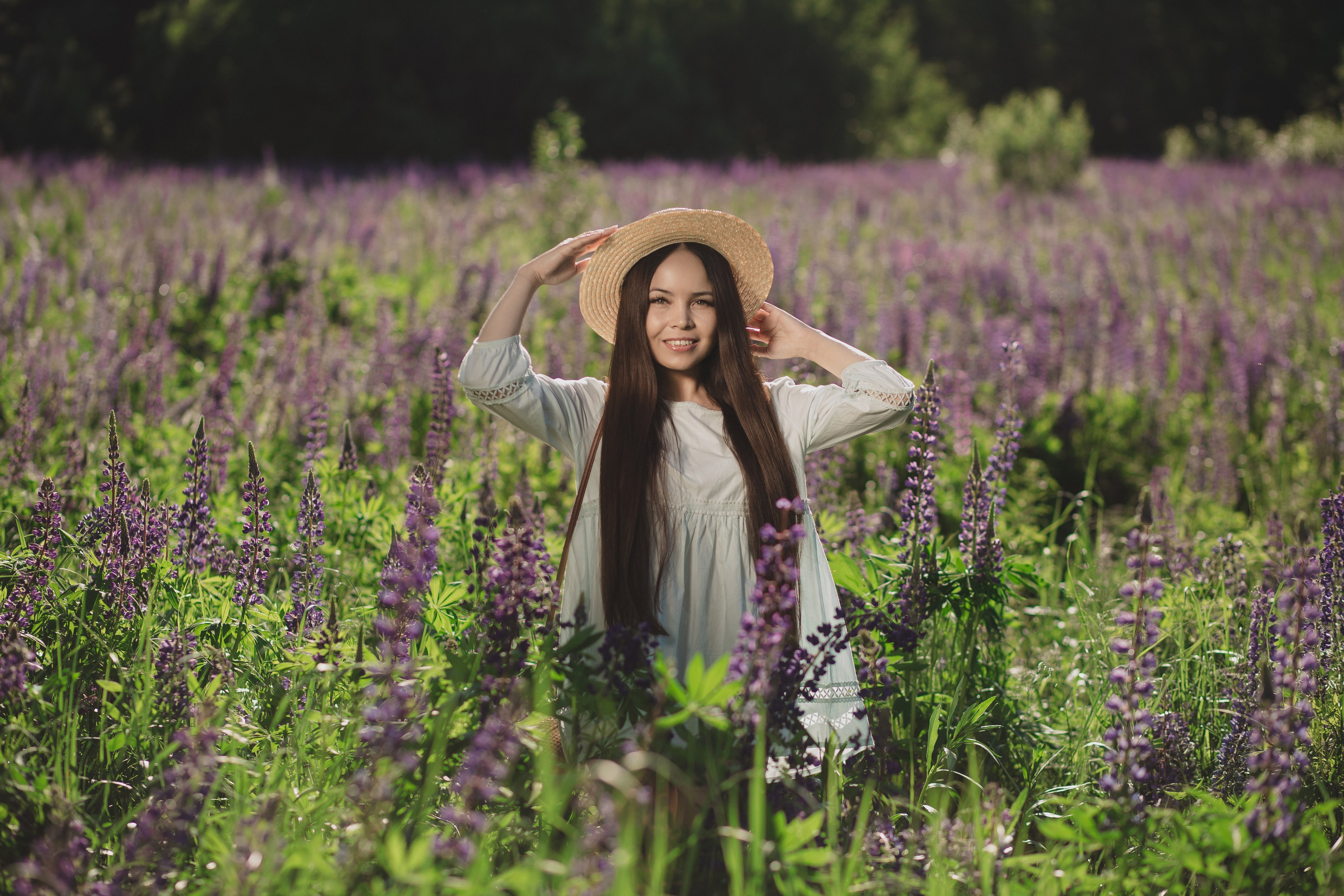 Таня в люпинах — бренд‑фотосессия в Москве, О проекте: люпиновый образ и атмосфера, Почему выбраны люпины?, Что мы создаём вместе, Образы и стилизация, Локация и настроение, Где использовать фото, Забронируйте съёмку, бренд-фотосессия в люпинах, люпины в Москве, визуальный контент для экспертов, фотосессия для личного бренда, Катерина Сысуева, rina_sphoto