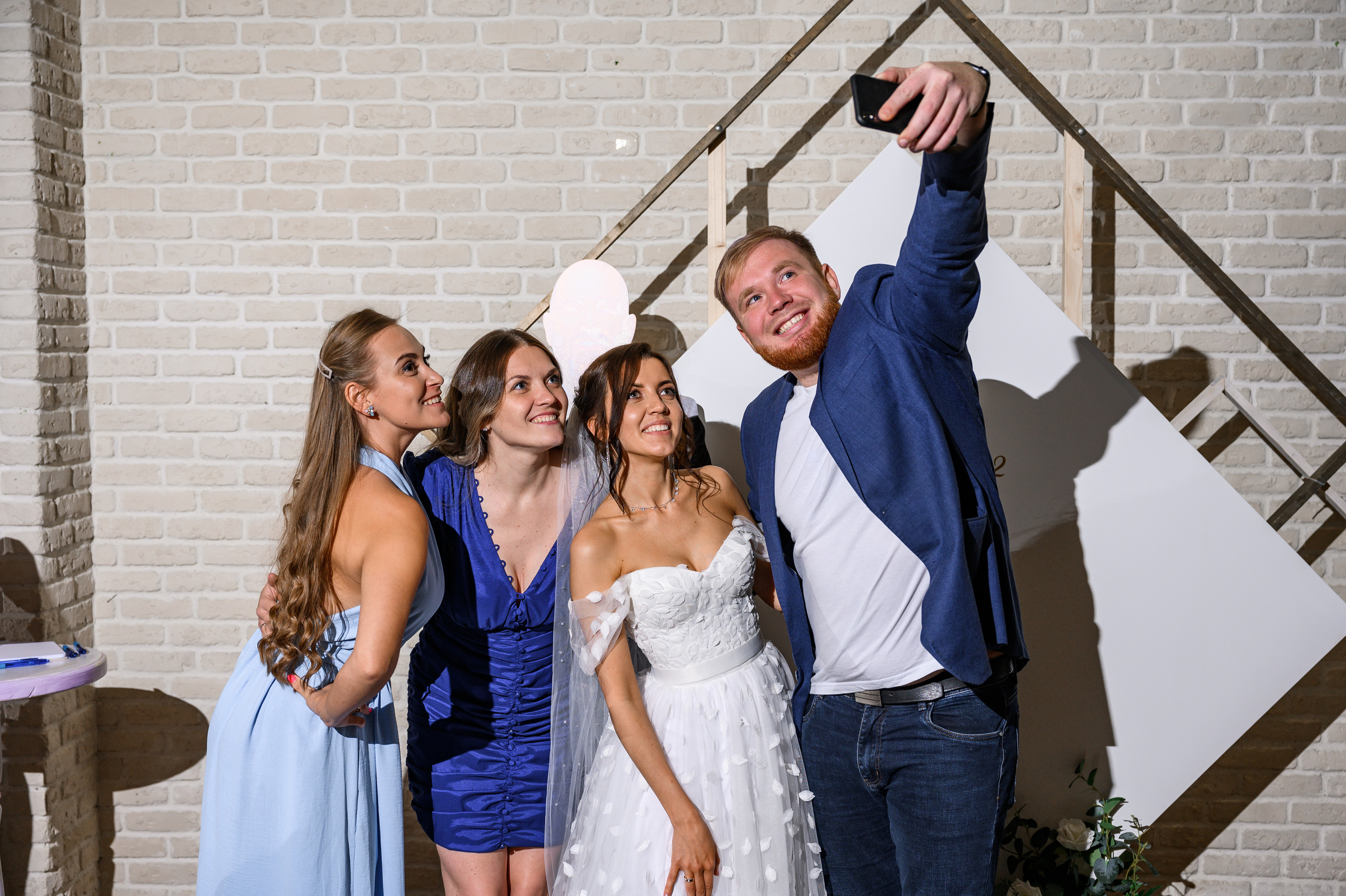 Свадебная фотосессия Барвиха luxury village. Свадебный фотограф Москва Юрий Кульман