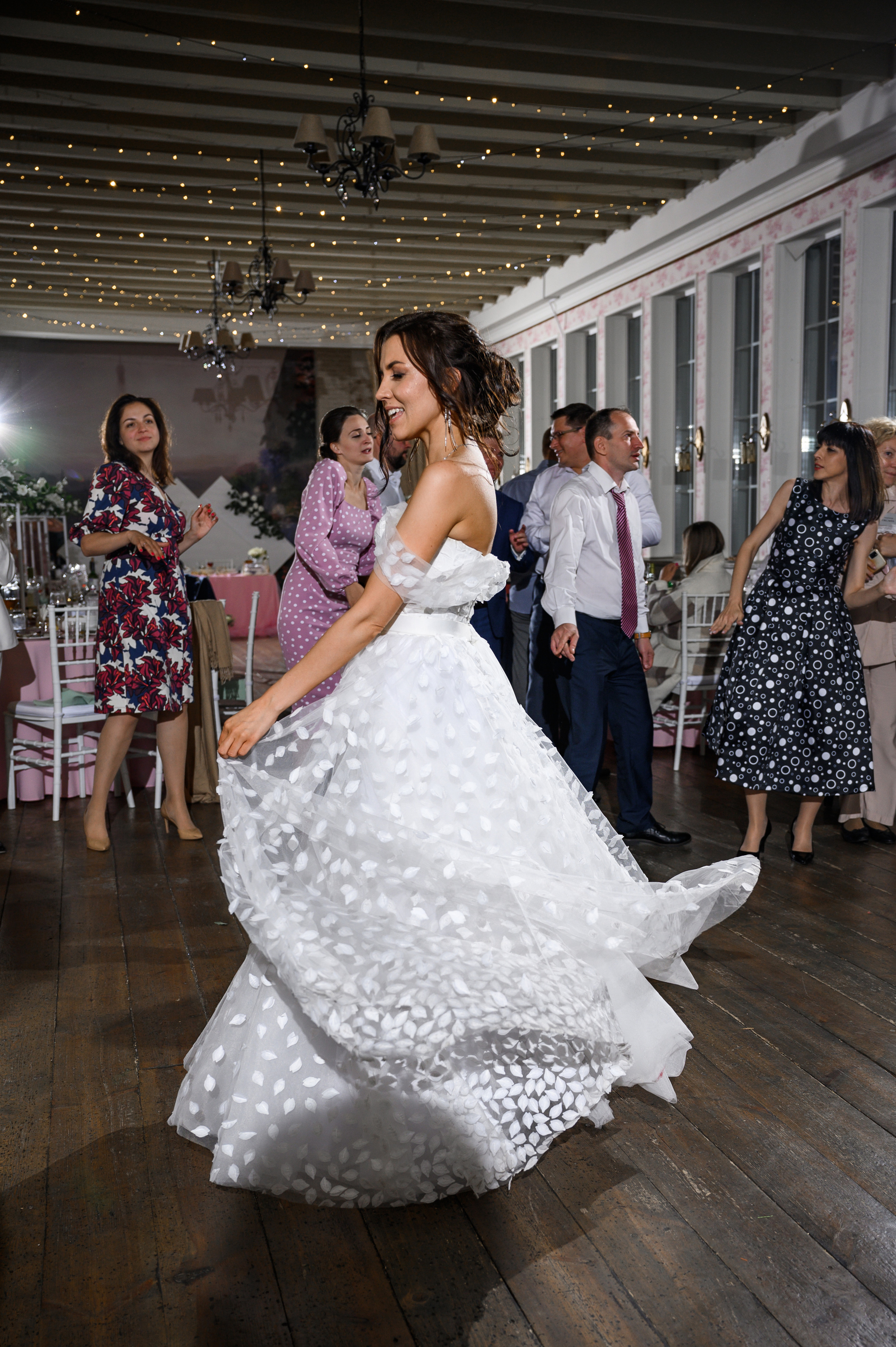 Свадебная фотосессия Барвиха luxury village. Свадебный фотограф Москва Юрий Кульман