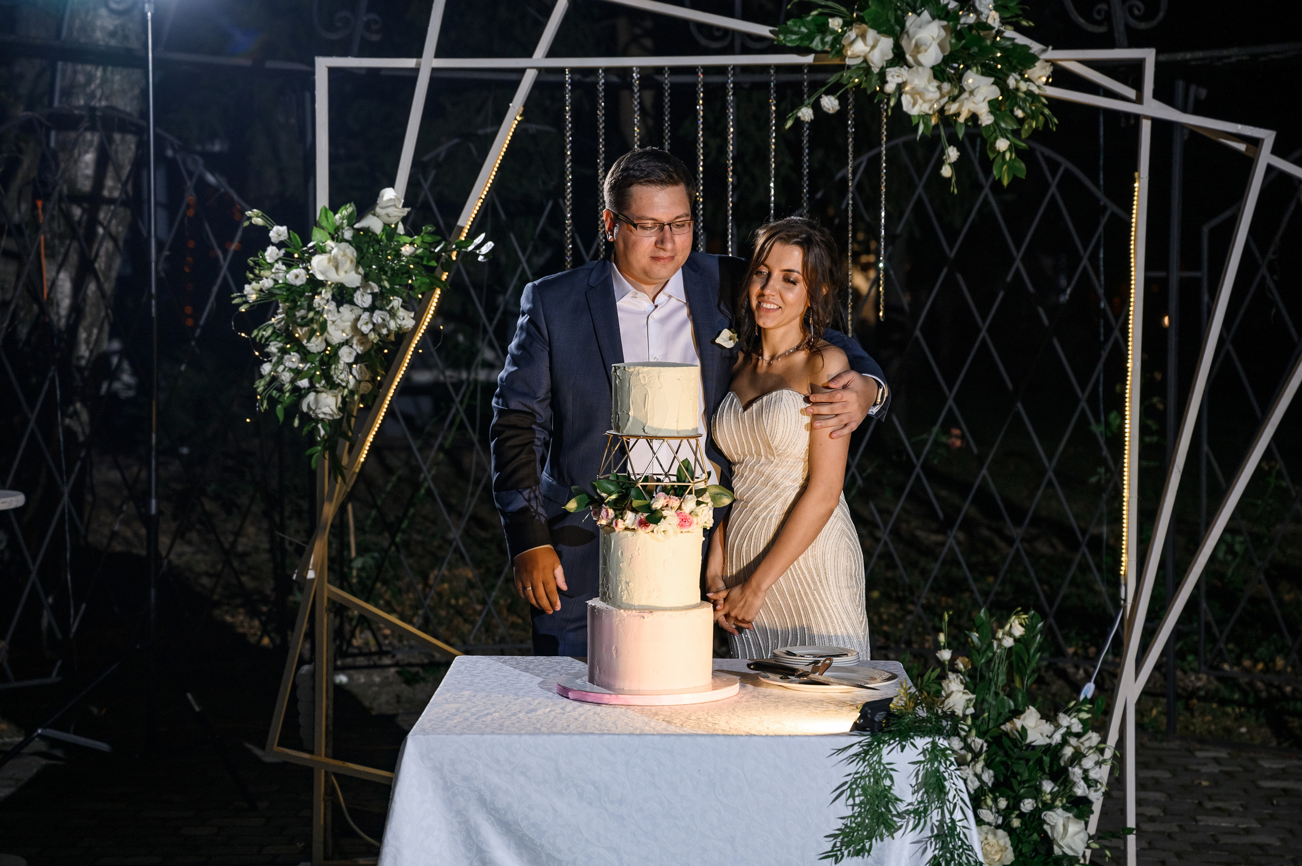 Свадебная фотосессия Барвиха luxury village. Свадебный фотограф Москва Юрий Кульман