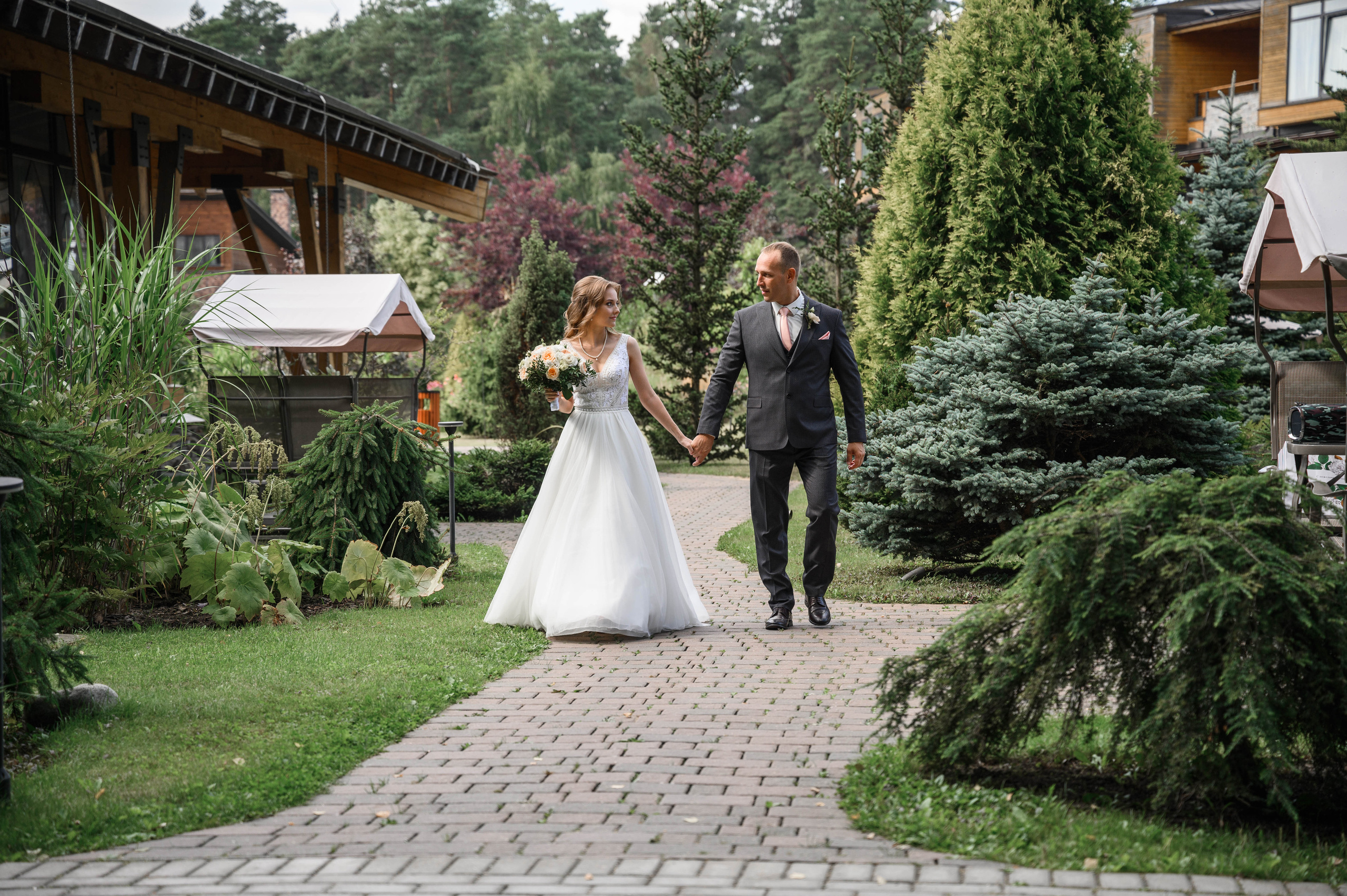 Свадебная фотосессия в Артиленд. Свадебный фотограф Москва Юрий Кульман