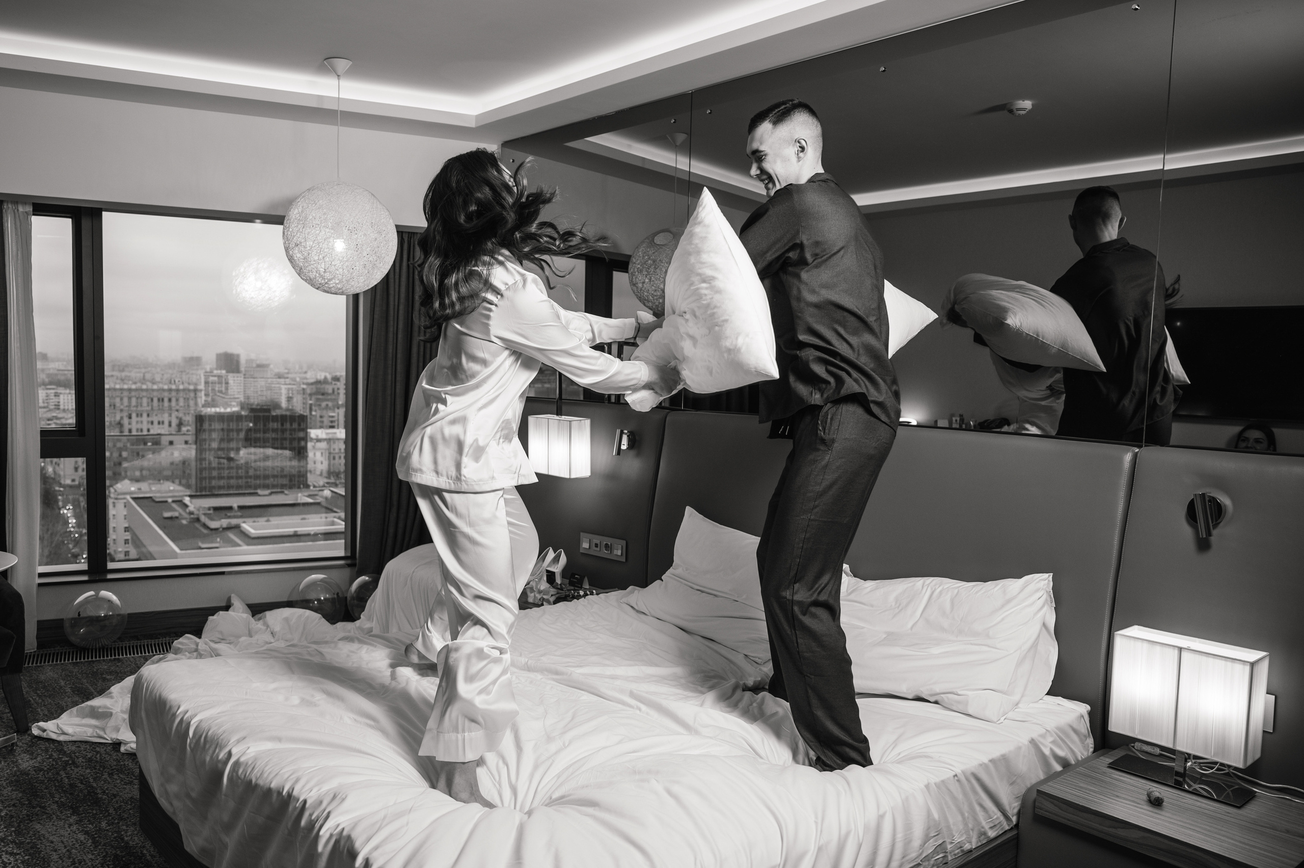 Свадебная фотосессия Radisson Blu Olympiyskiy Hotel. Свадебный фотограф Москва Юрий Кульман